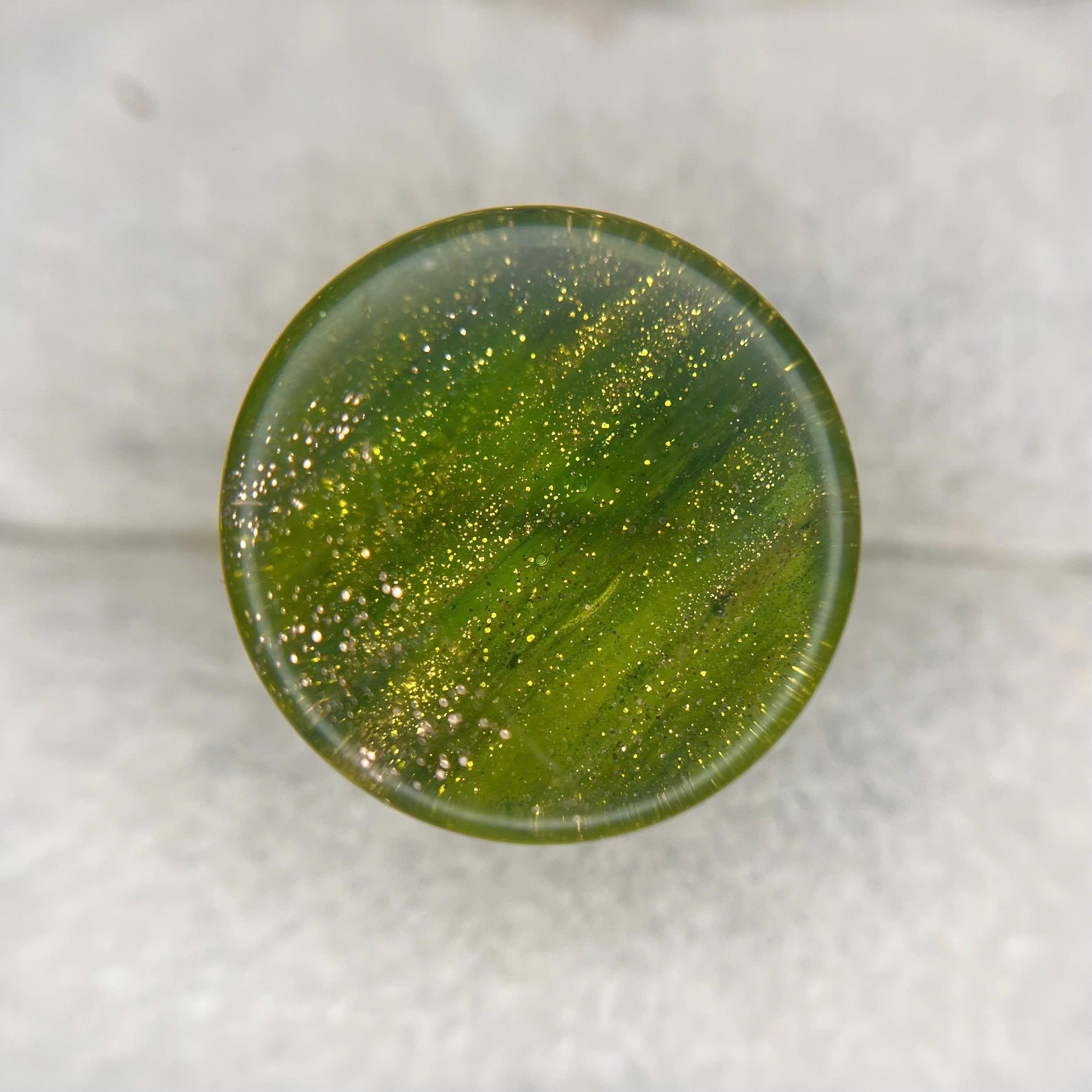 Khuyên nong xanh lá óng ánh size 18.