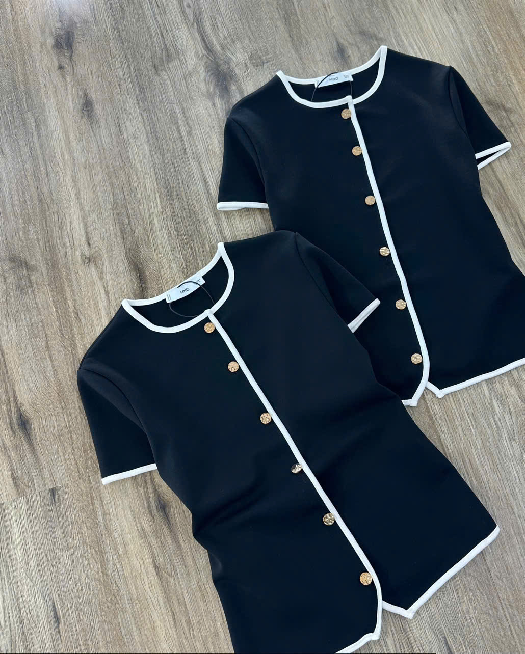 A51 ÁO KIỂU ĐEN_thumbnail_2