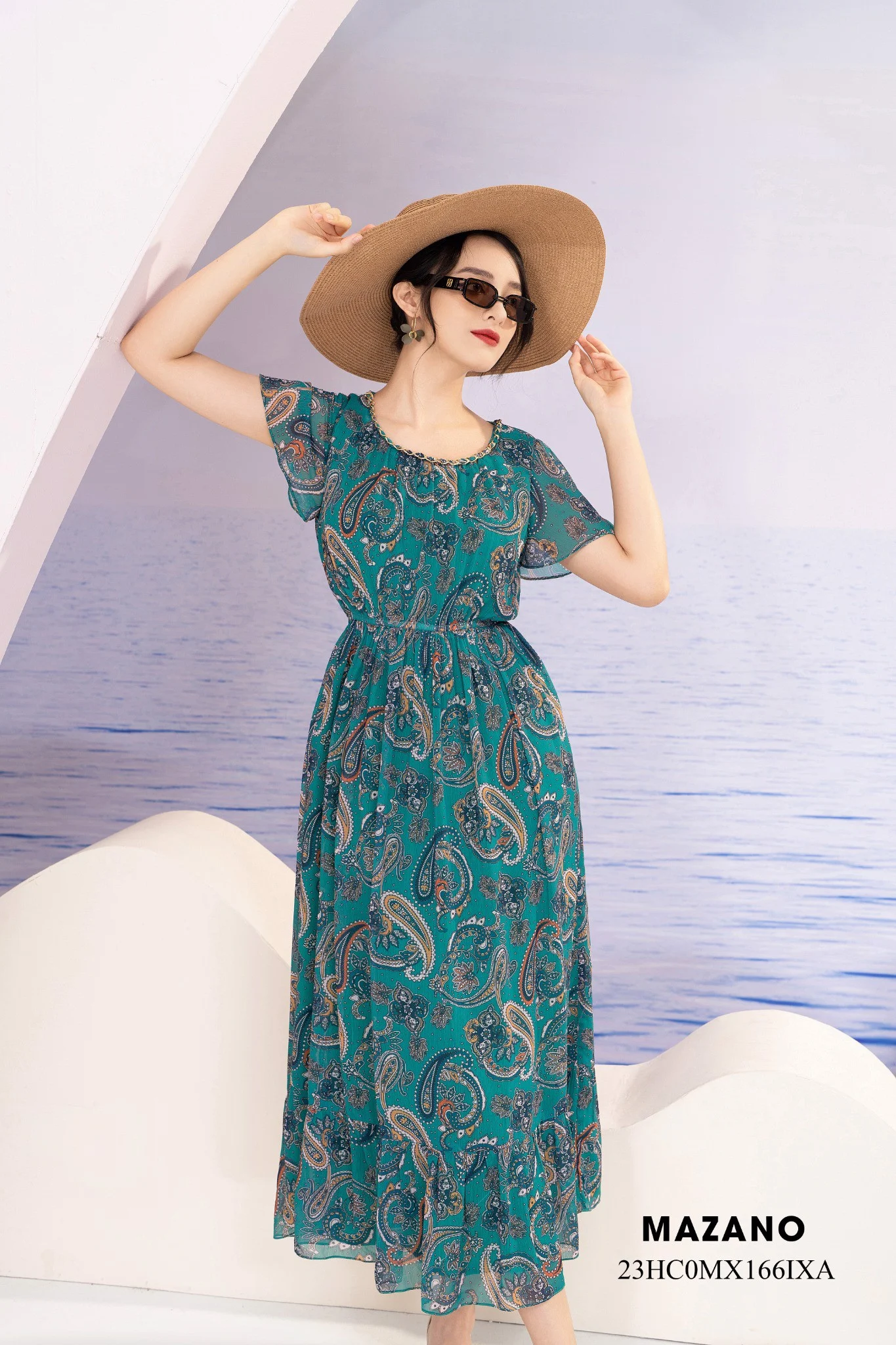 Đầm Maxi vải voan xanh họa tiết Paisley cách điệu 23HC0MX166IXA