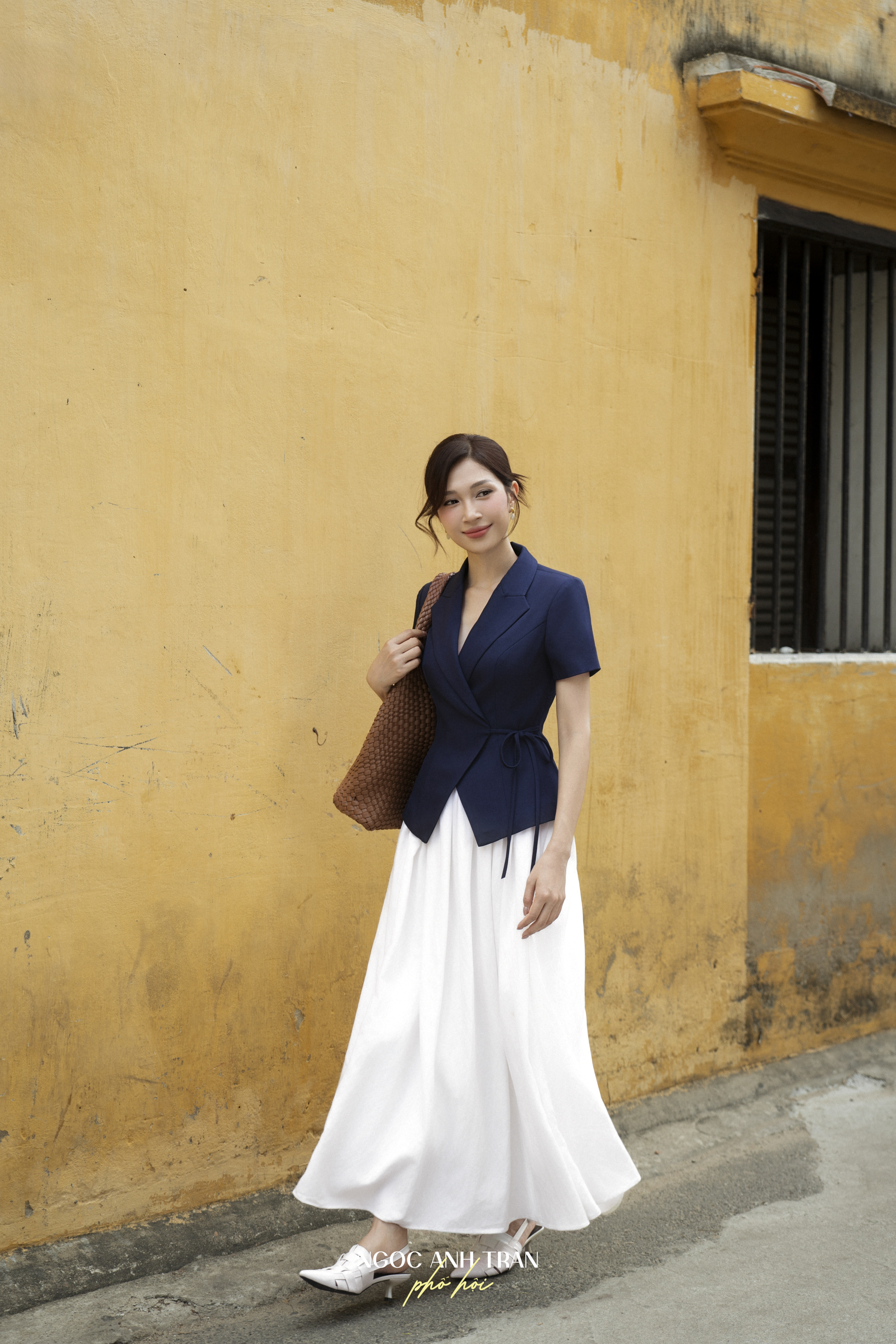 A196 - Áo kiểu Lam Khuê