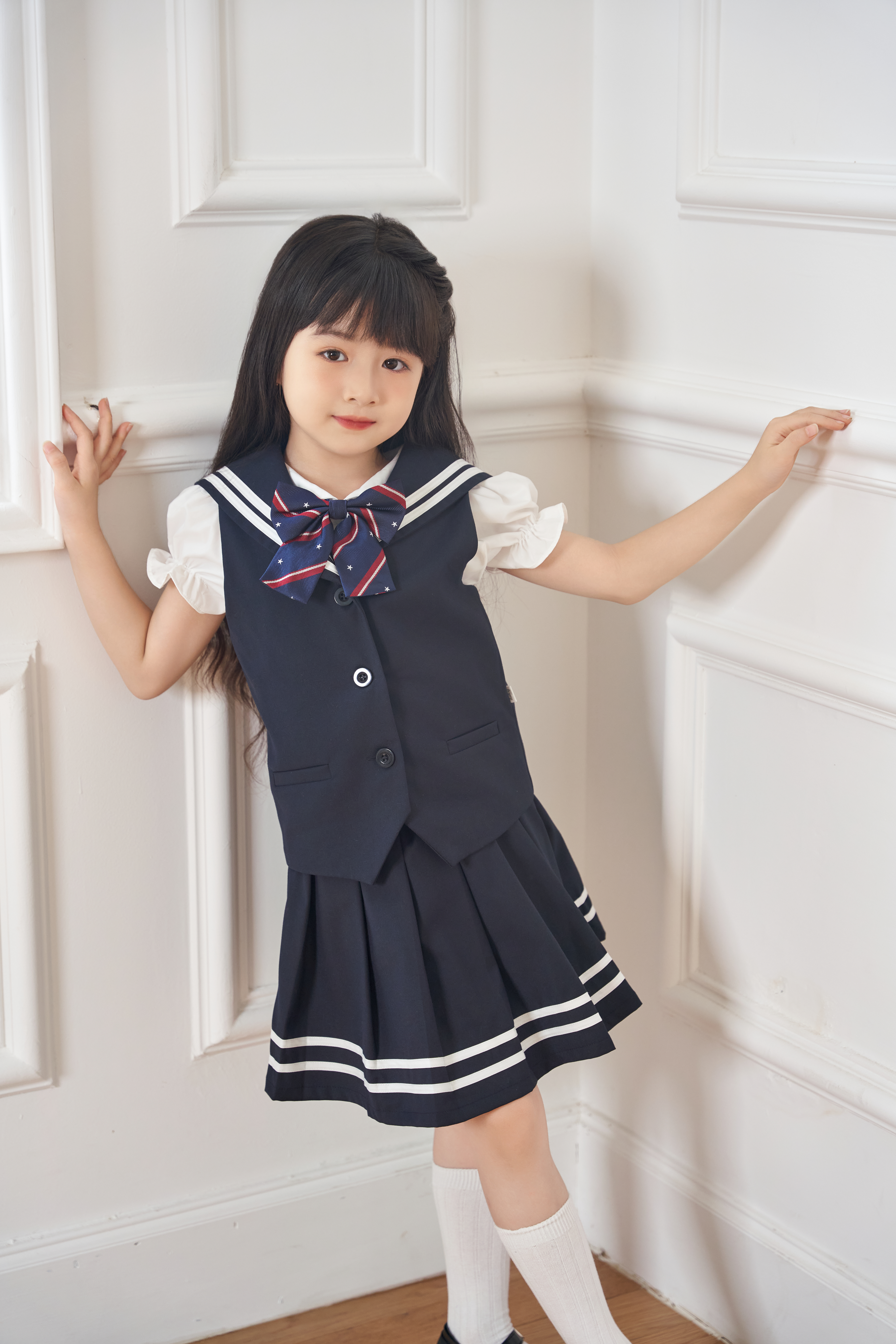 Nơ họa tiết kẻ chéo