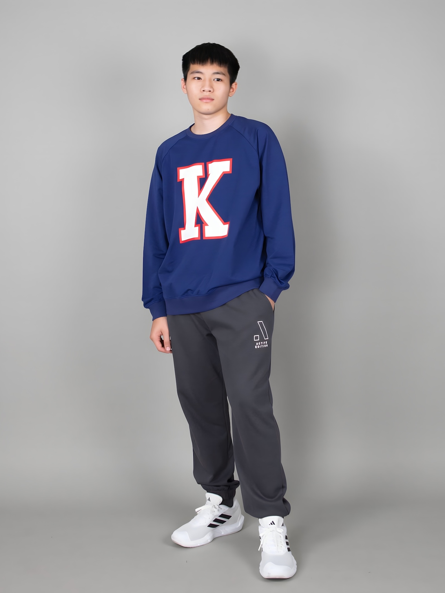 Áo nỉ cổ tròn màu xanh coban đậm in chữ_thumbnail_1