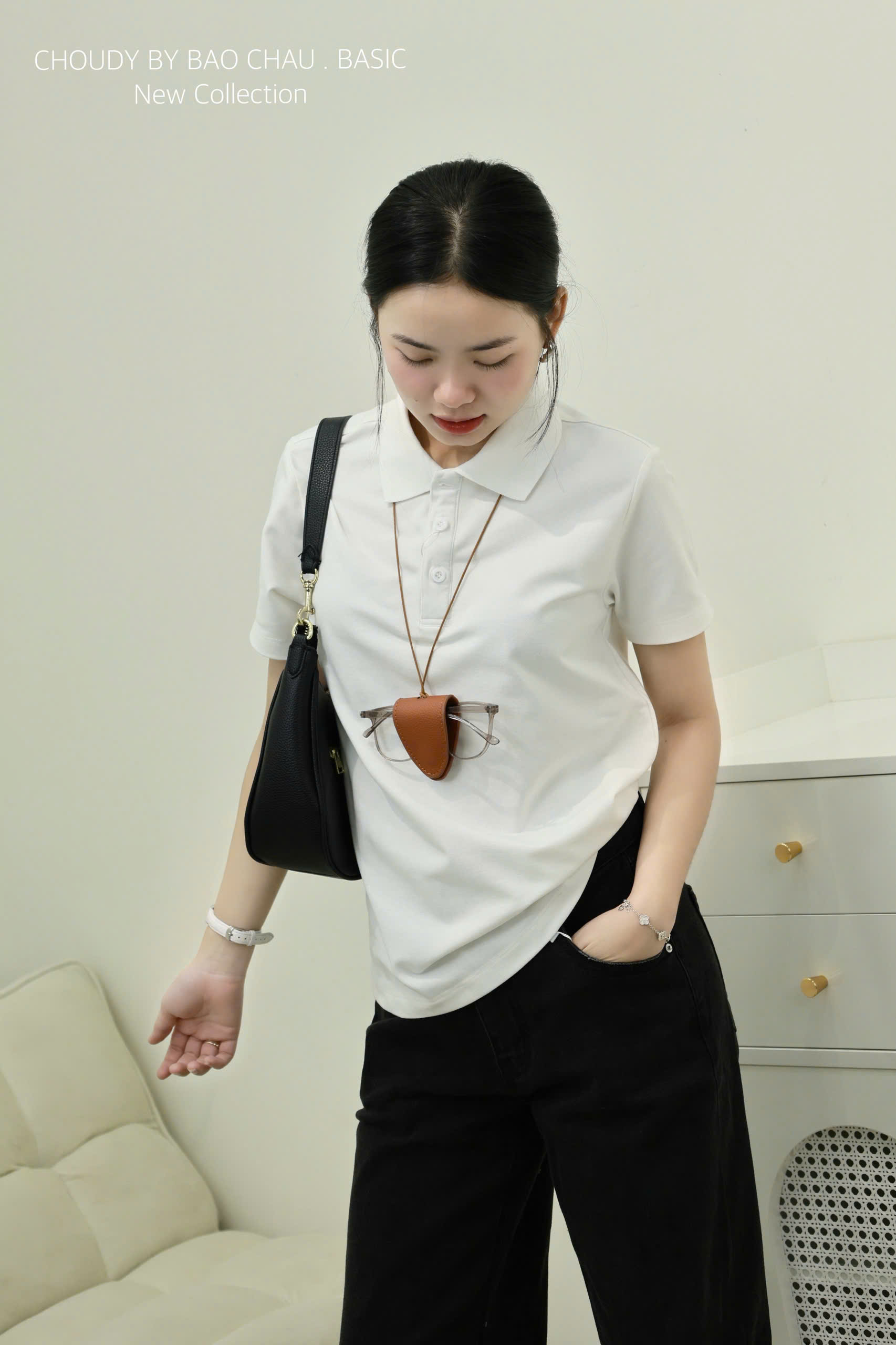 SALE SALE U405 ÁO THUN CÓ CỔ TRẮNG