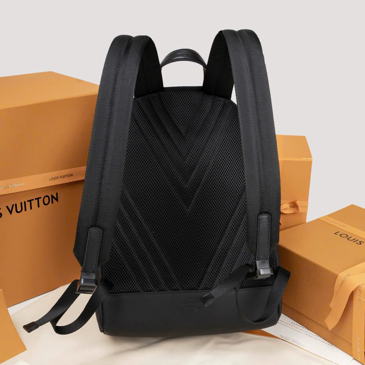 Ba lô Louis Vuitton Takeoff full đen_thumbnail_12