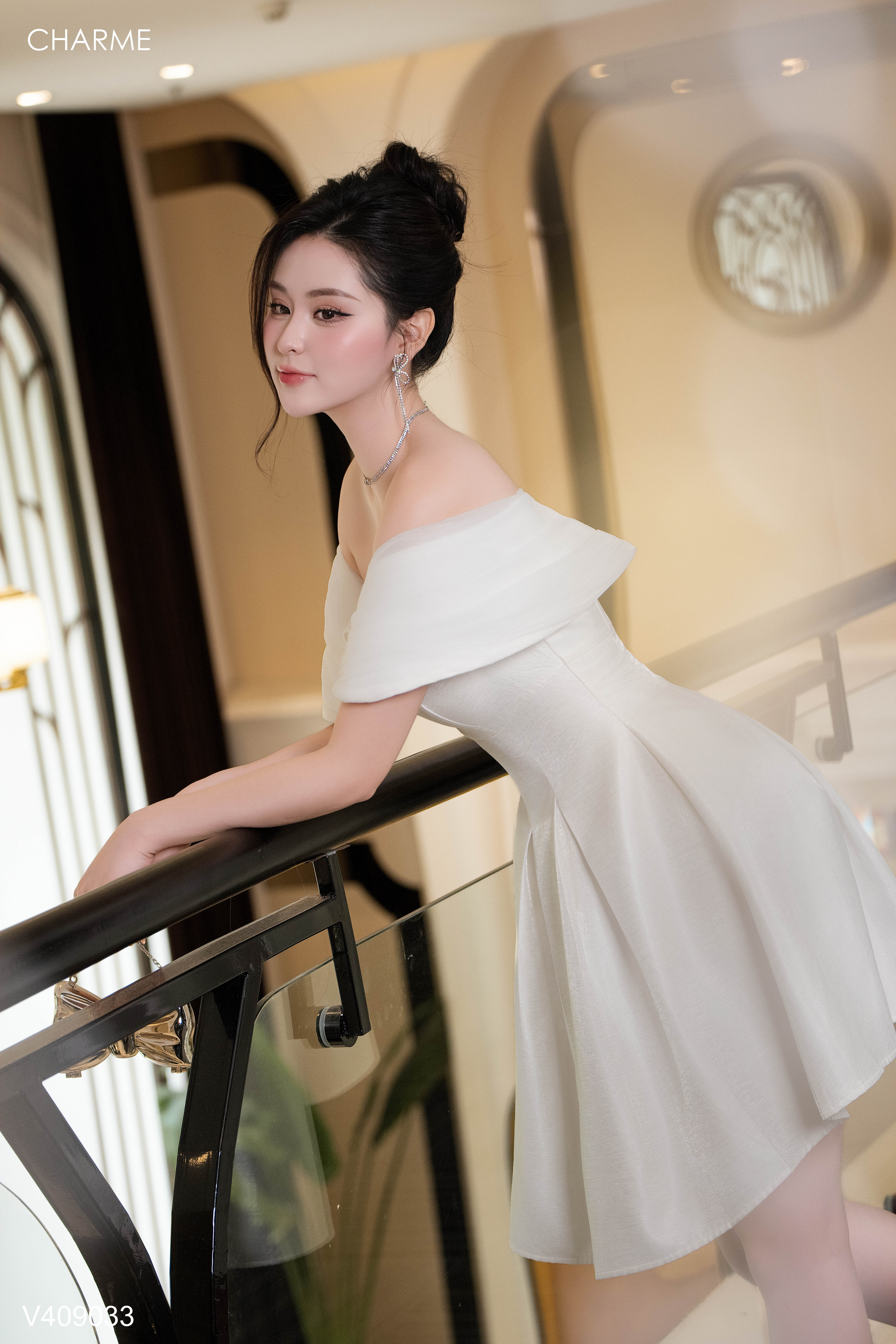 Váy trễ vai phối tơ_thumbnail_2