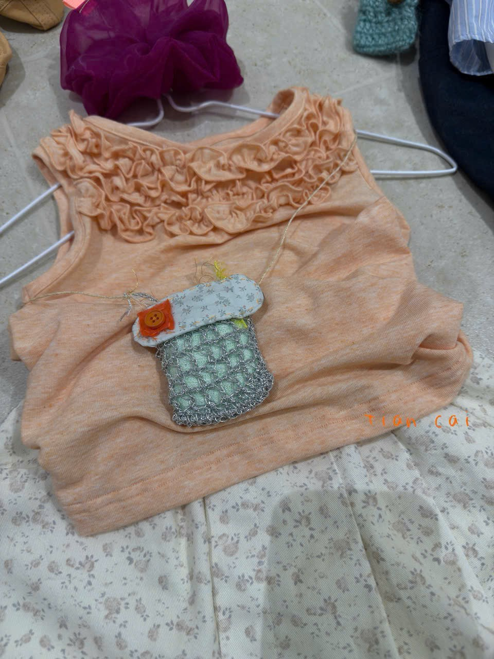 A42 - Áo thun sát nách cam bèo cổ hãng Tian Cai (Sz90-130)