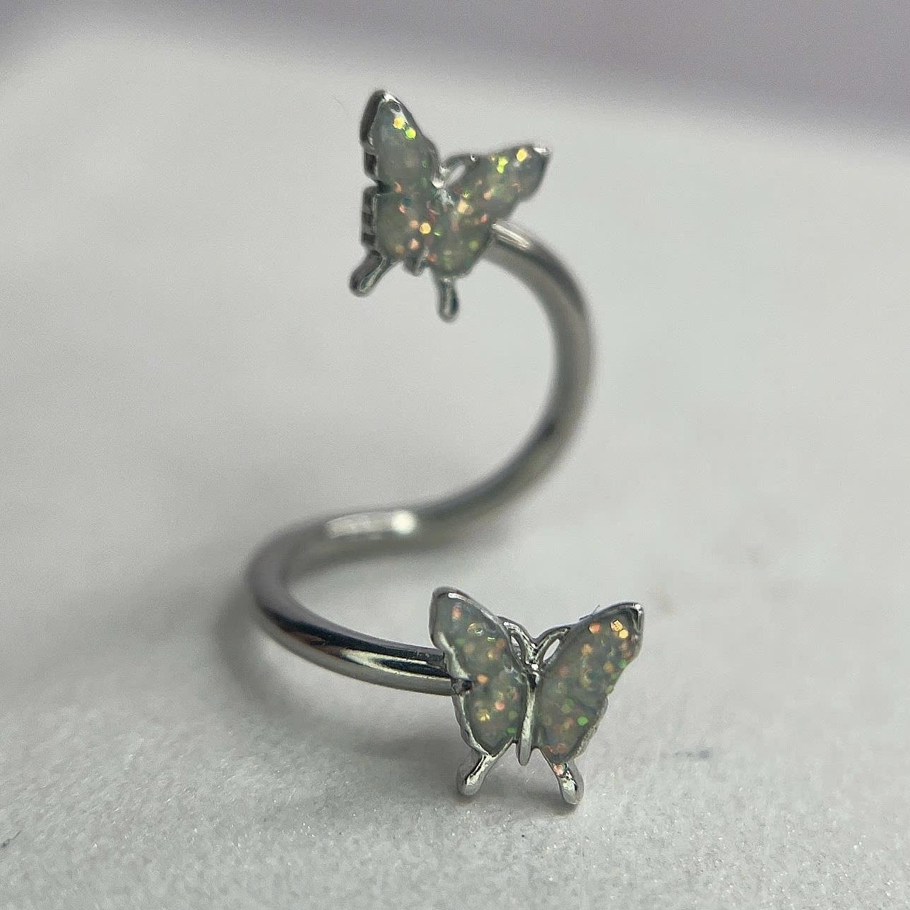 Xoắn vòng bướm loang xanh