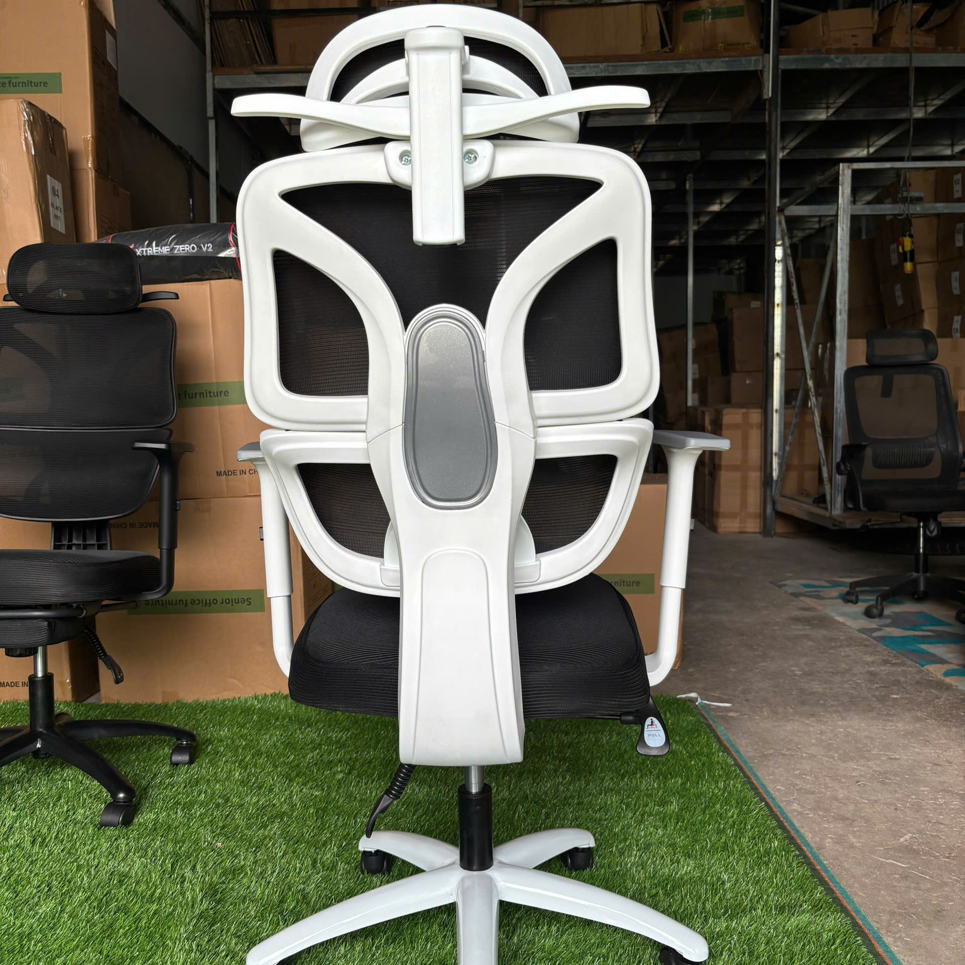 Ghế công thái học LX28 - 2 lưng bảo vệ cột sống, khung nhựa đúc chắc chắn, ngồi lâu không mỏi_thumbnail_9