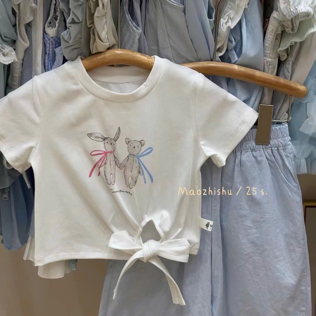 (A100) Áo thun buộc eo hoạ tiết 2 chú thỏ màu trắng