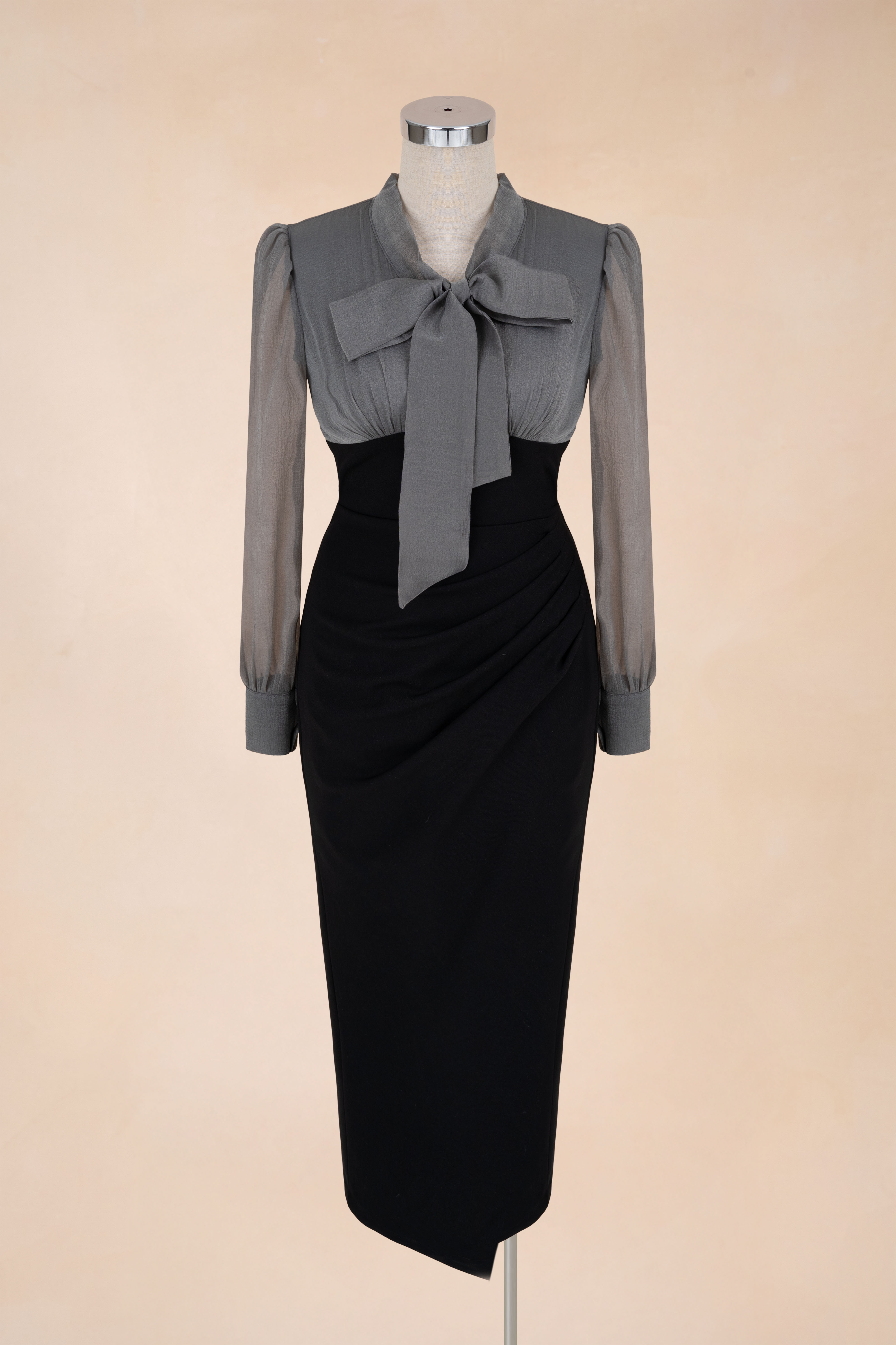 Đầm Bút Chì Ly Eo Cổ Nơ