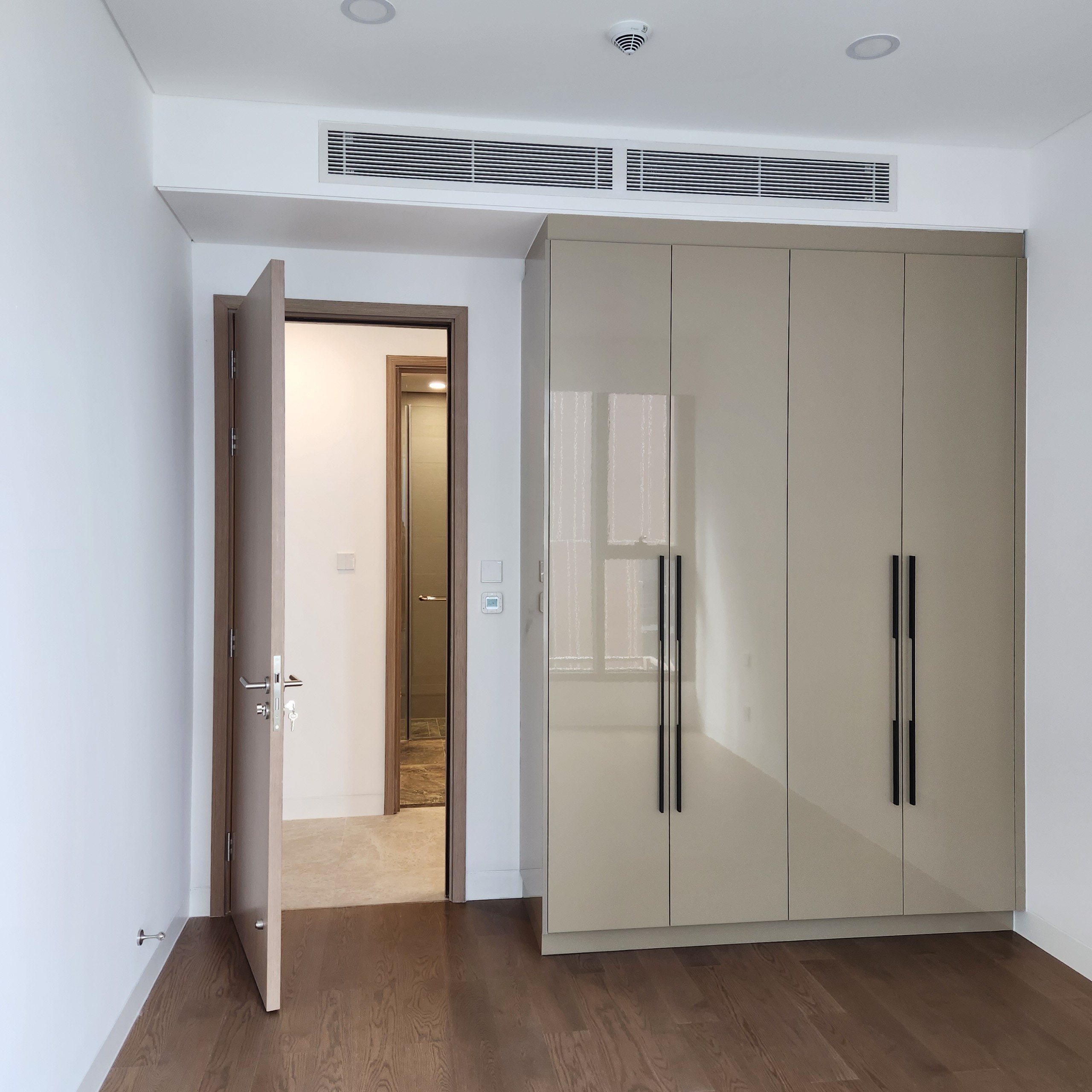 Cần bán căn hộ 2PN, view thoáng vĩnh viễn_thumbnail_2