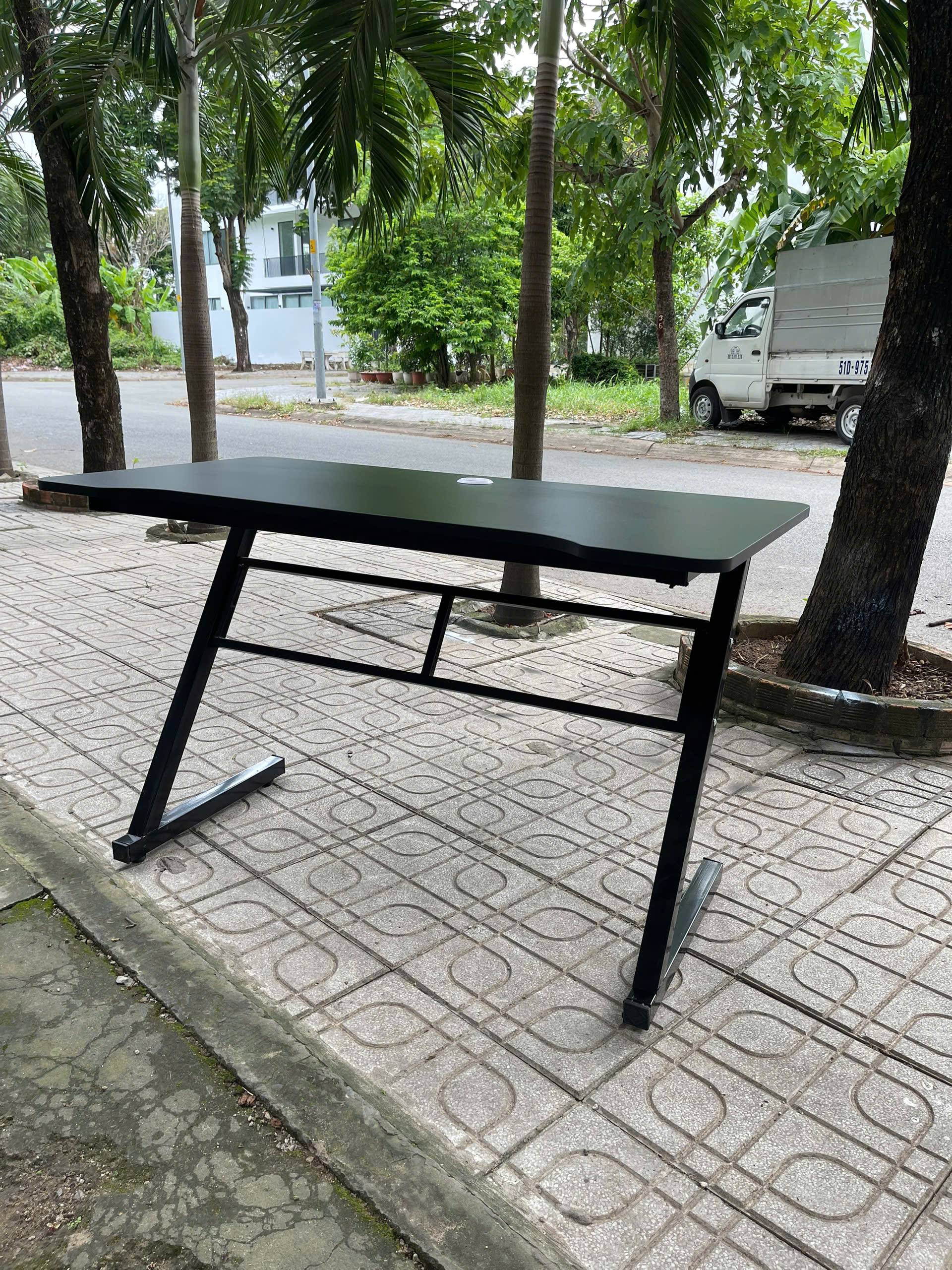 Bàn Gaming Chân U K Z – Mặt Uốn Cong Hiện Đại, Lắp Ráp Dễ Dàng, Bền Chắc, Mang Lại Cảm Hứng Làm Việc Và Học Tập_thumbnail_16