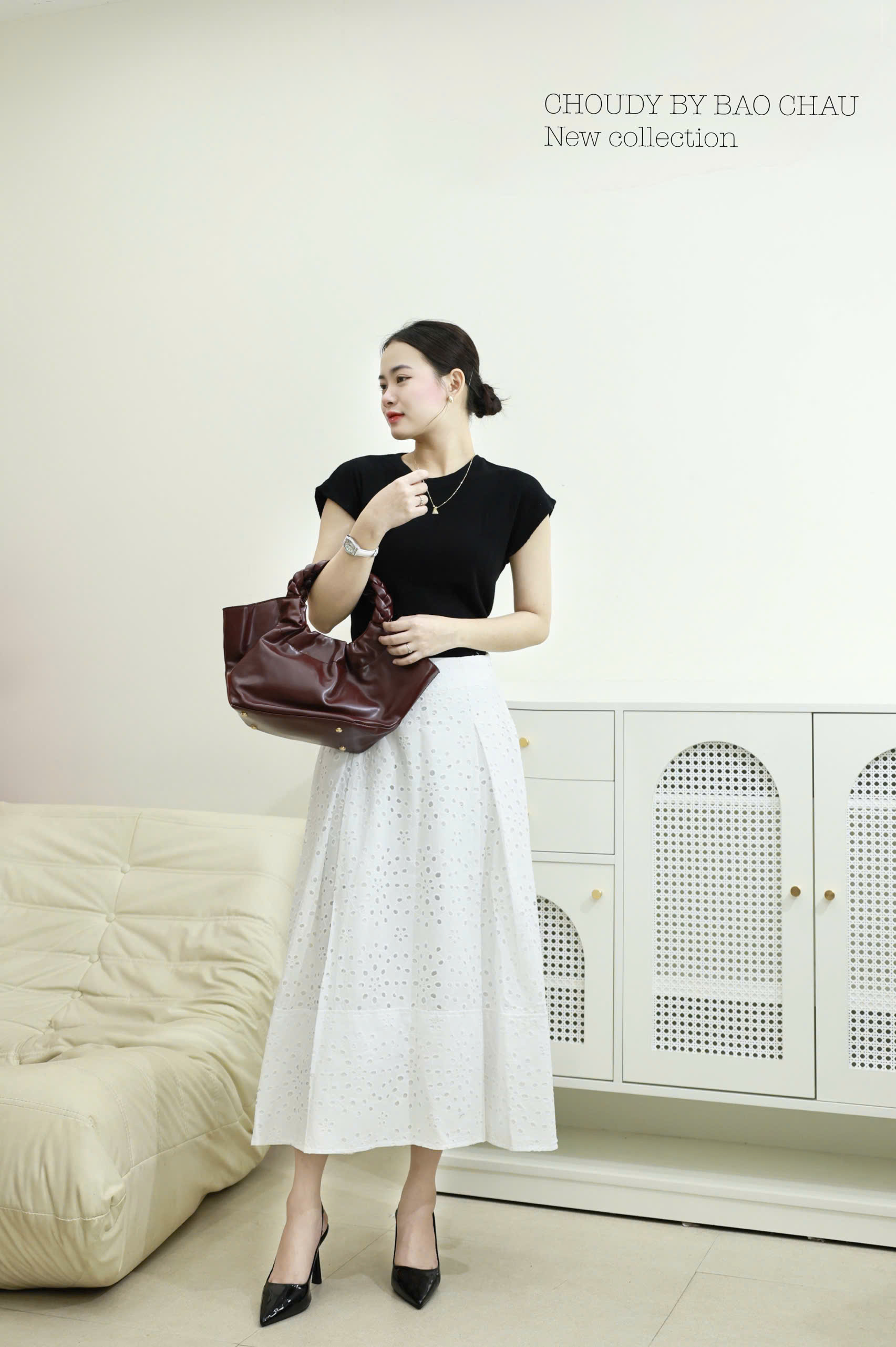 SALE U541 CHÂN VÁY TRẮNG ĐỤC LỖ_thumbnail_10