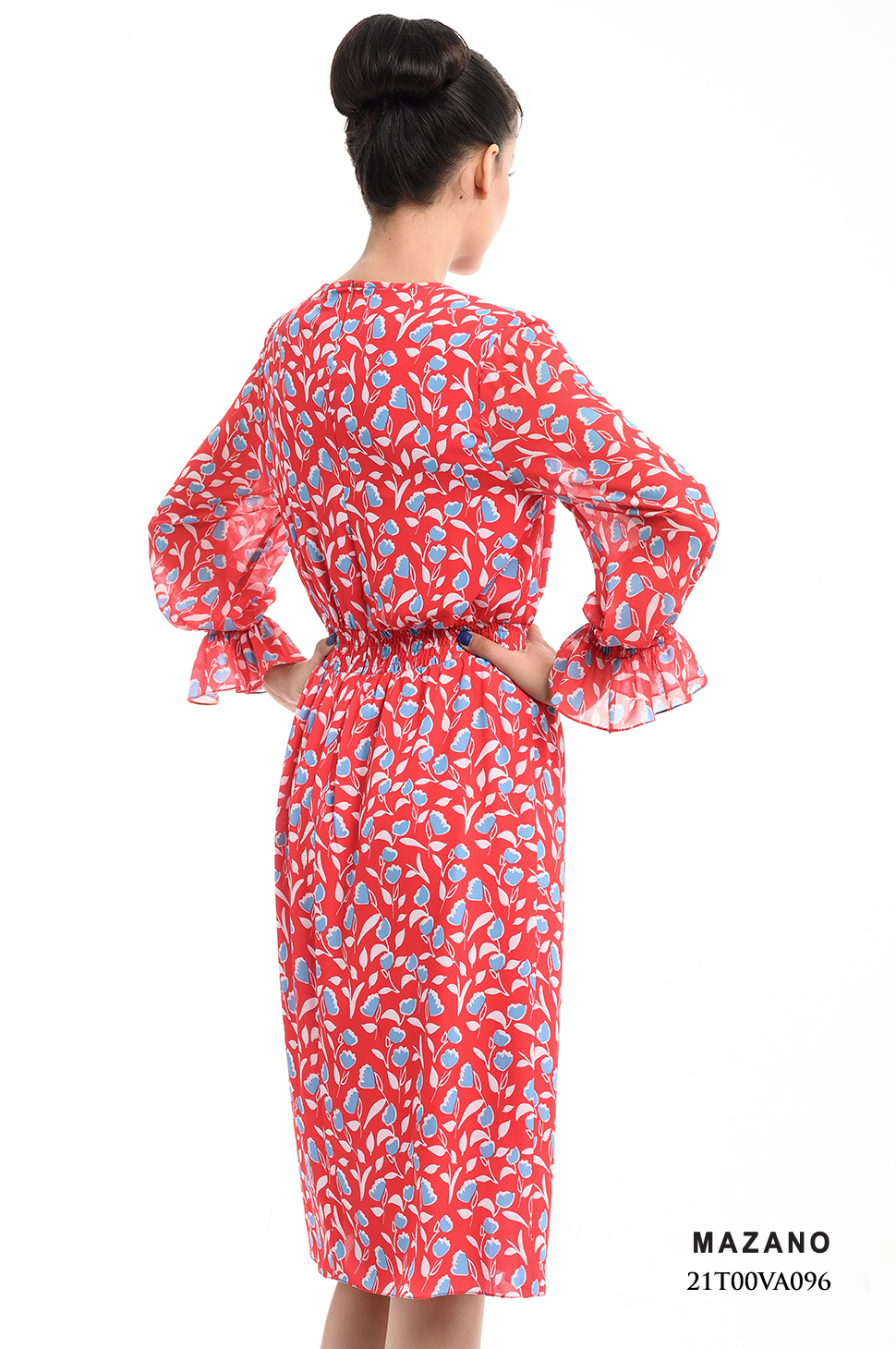 Đầm đỏ họa tiết chun eo thắt nơ cổ_thumbnail_3