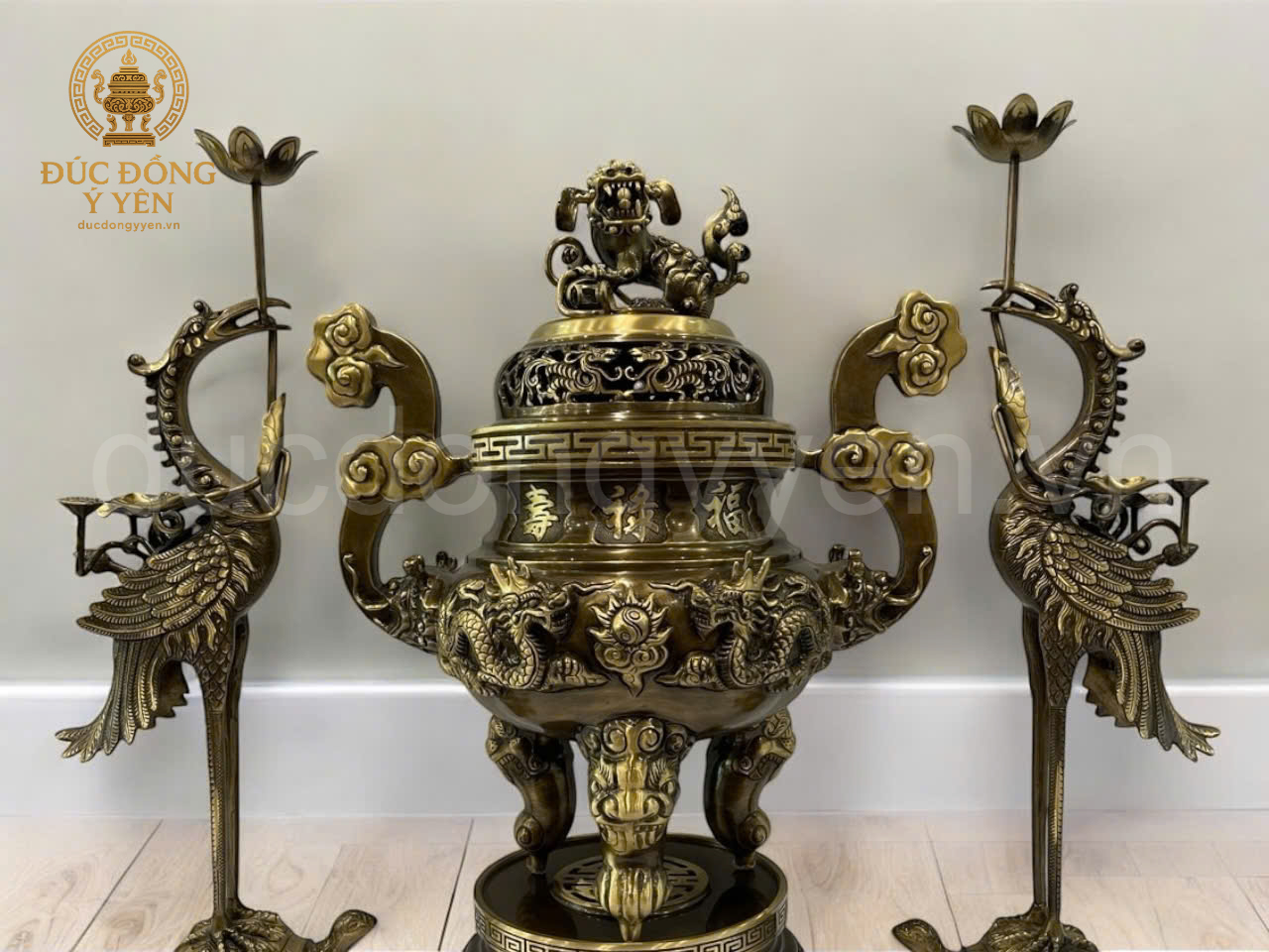 Bộ đỉnh thờ tam sự rồng đúc đồng vàng thau màu giả cổ 