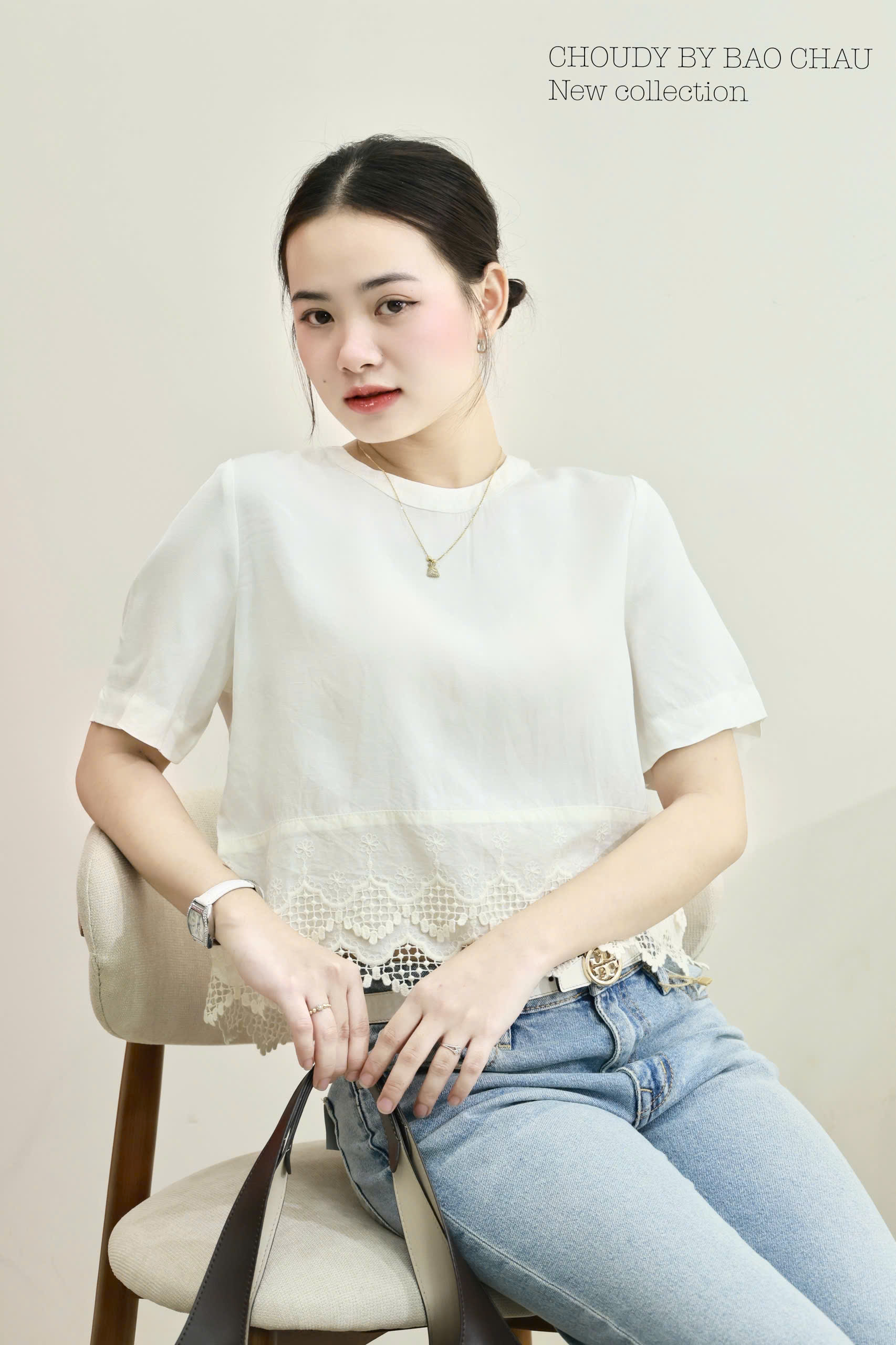 U772 ÁO KIỂU TRẮNG