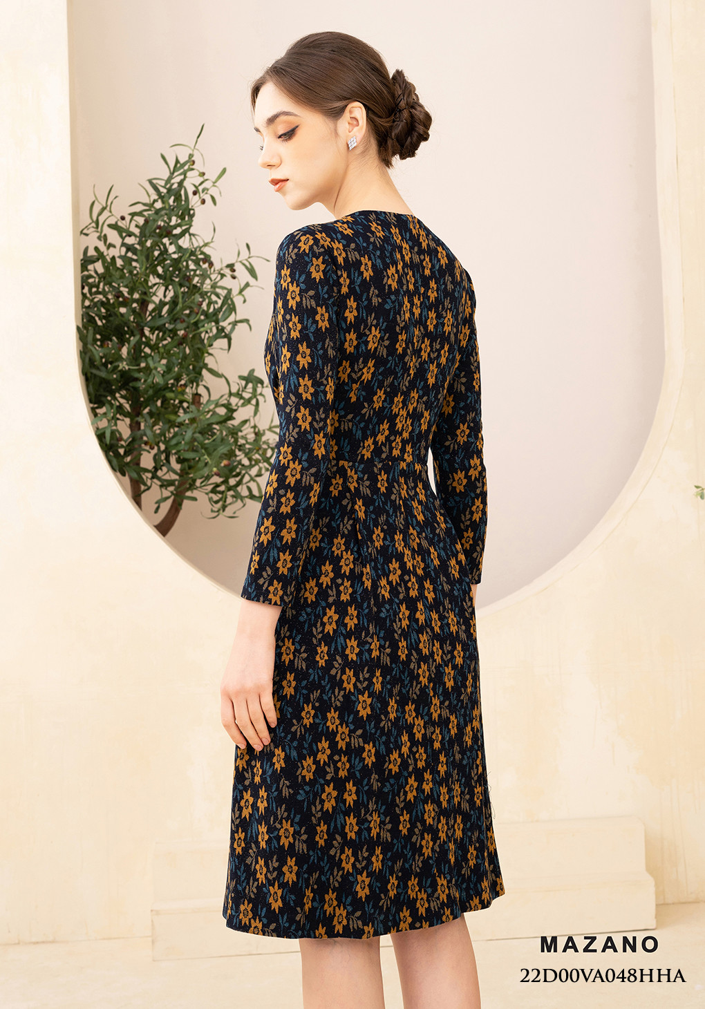 Đầm len họa tiết thân ôm chân rủ xếp ly_thumbnail_3