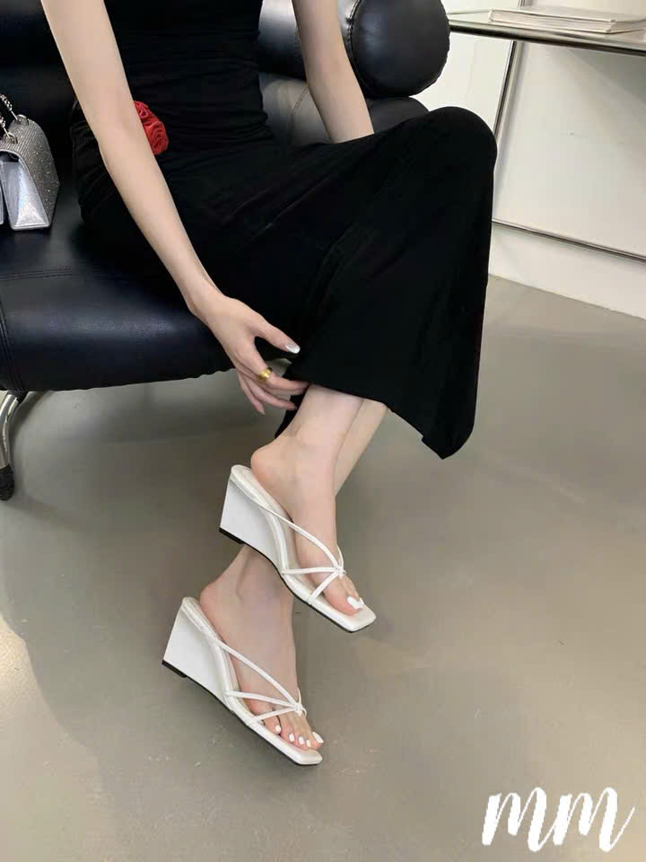 🥰🥰🥰 Xuồng Quai mảnh Basic_thumbnail_3