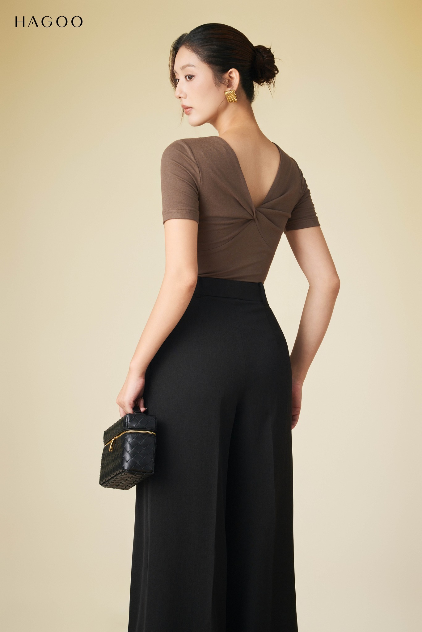 Áo thun lưng xoắn cúc đồng HAGOO_thumbnail_11