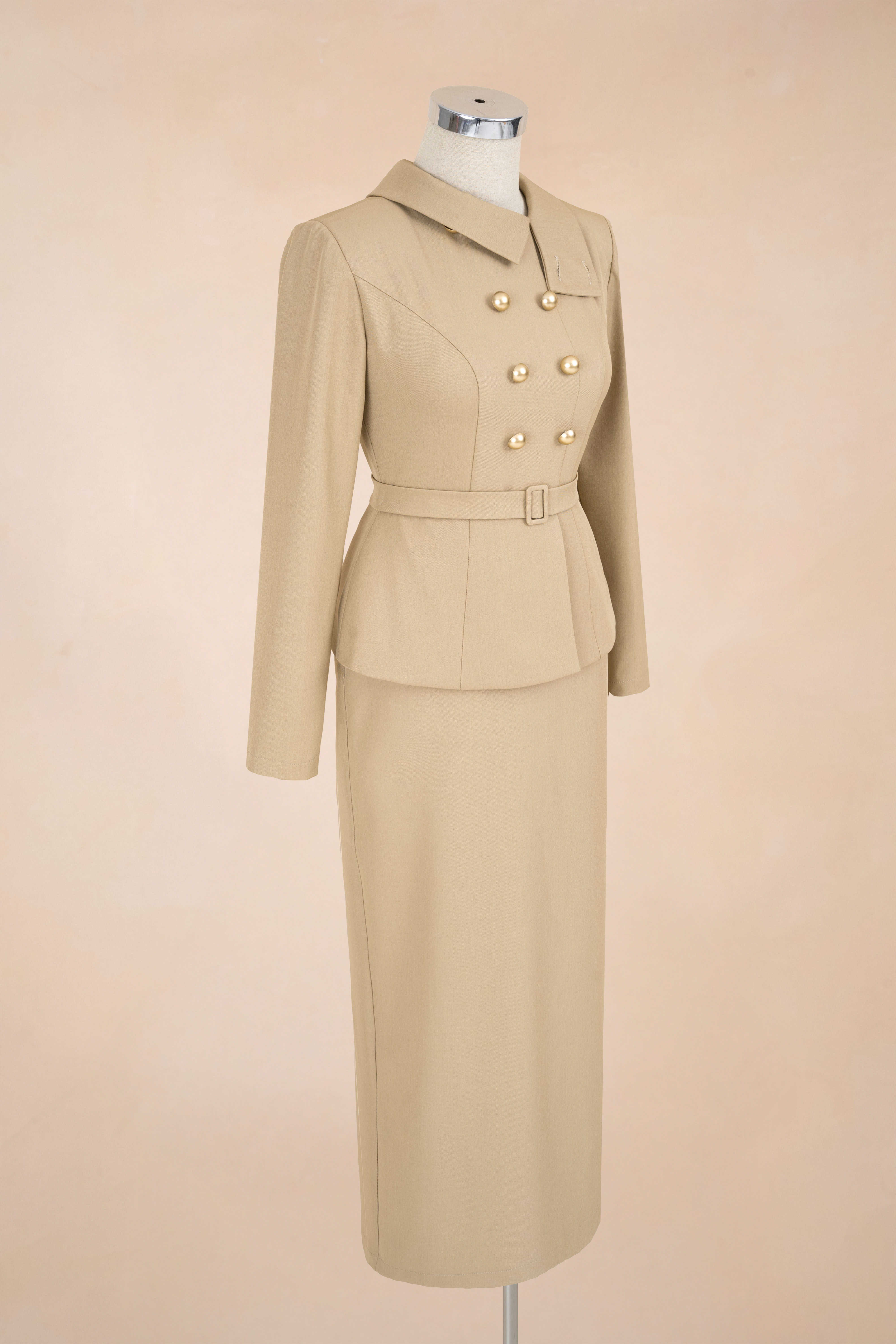 Đầm Bút Chì Cúc Đồng Tay Dài