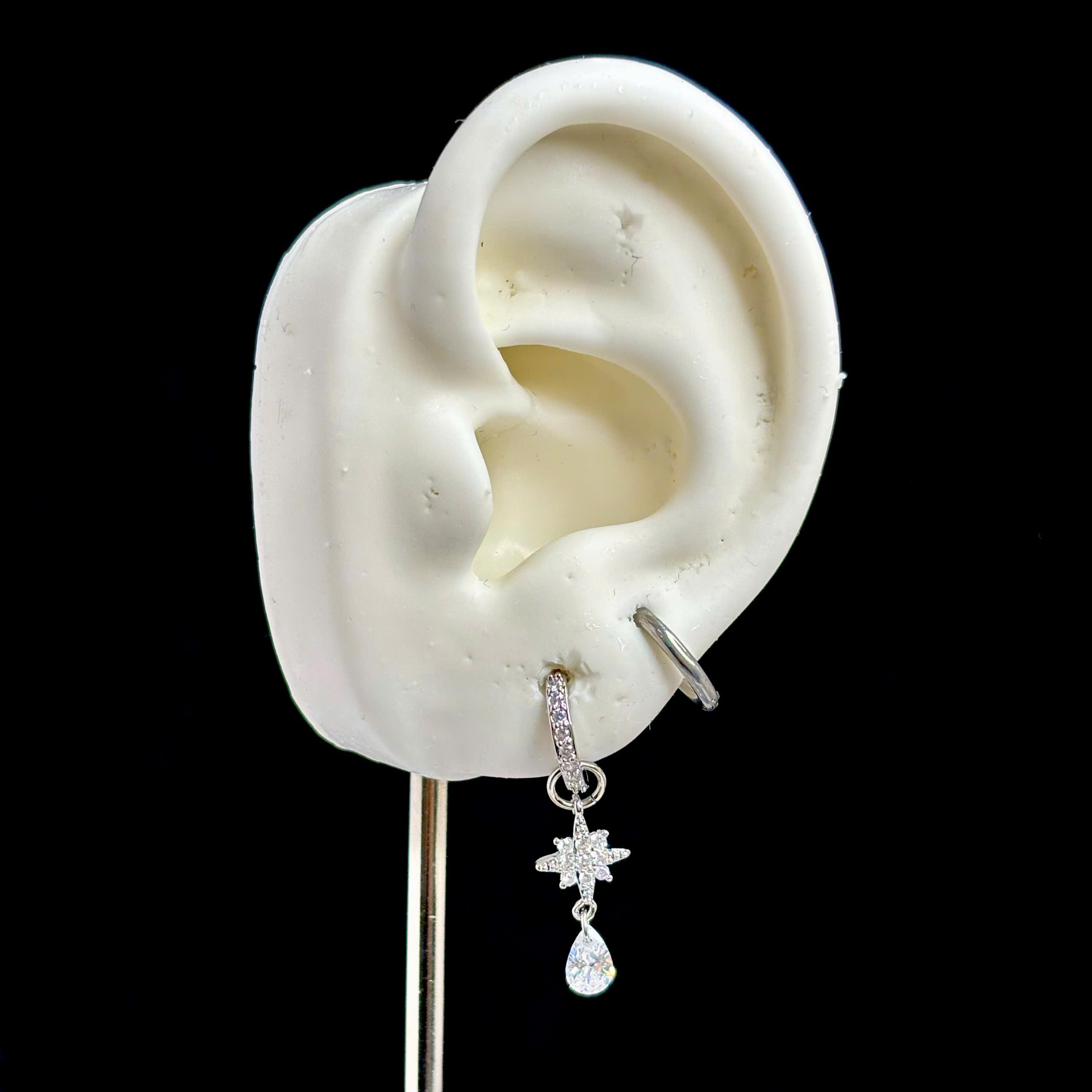 Khuyên vòng kiểu sao rơi đá size 8_thumbnail_3