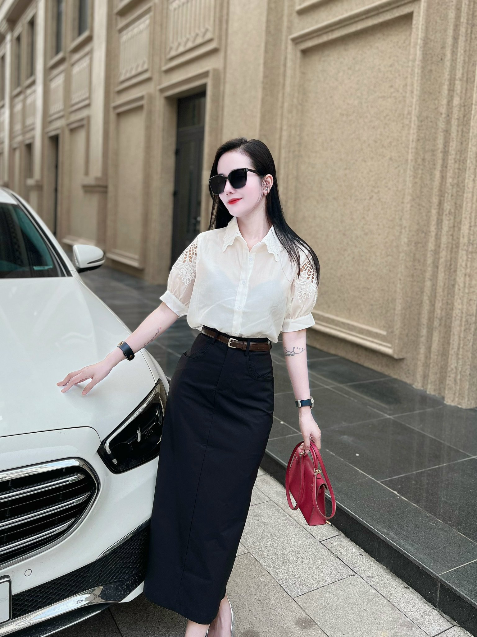 Áo Sơ Mi Họa Tiết Tay Phối Hoa Thiết Kế Xu Hướng Hiện Đại_thumbnail_3