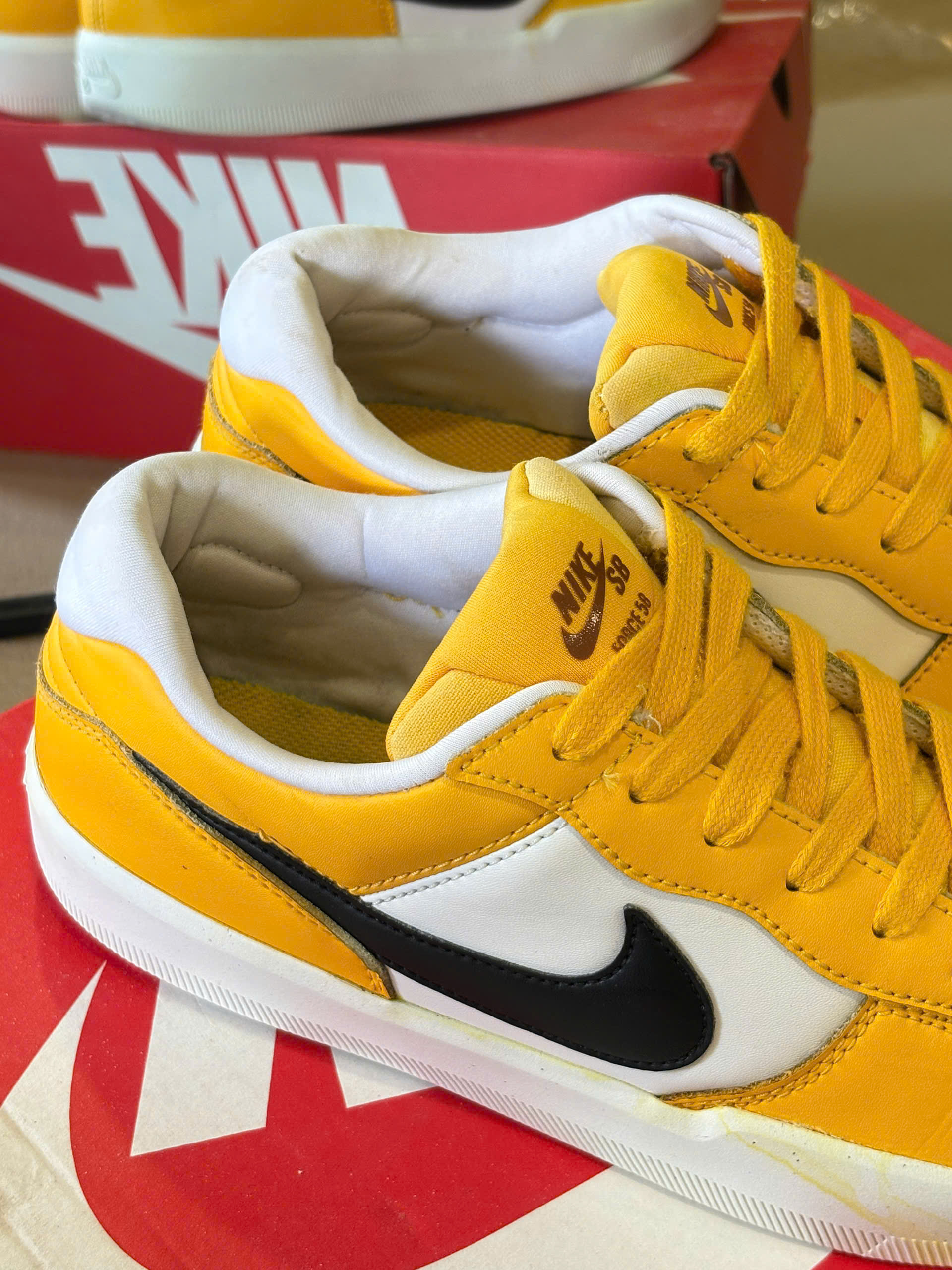 Nike SB Force 58 Premium Shoes University Gold, Black_thumbnail_4