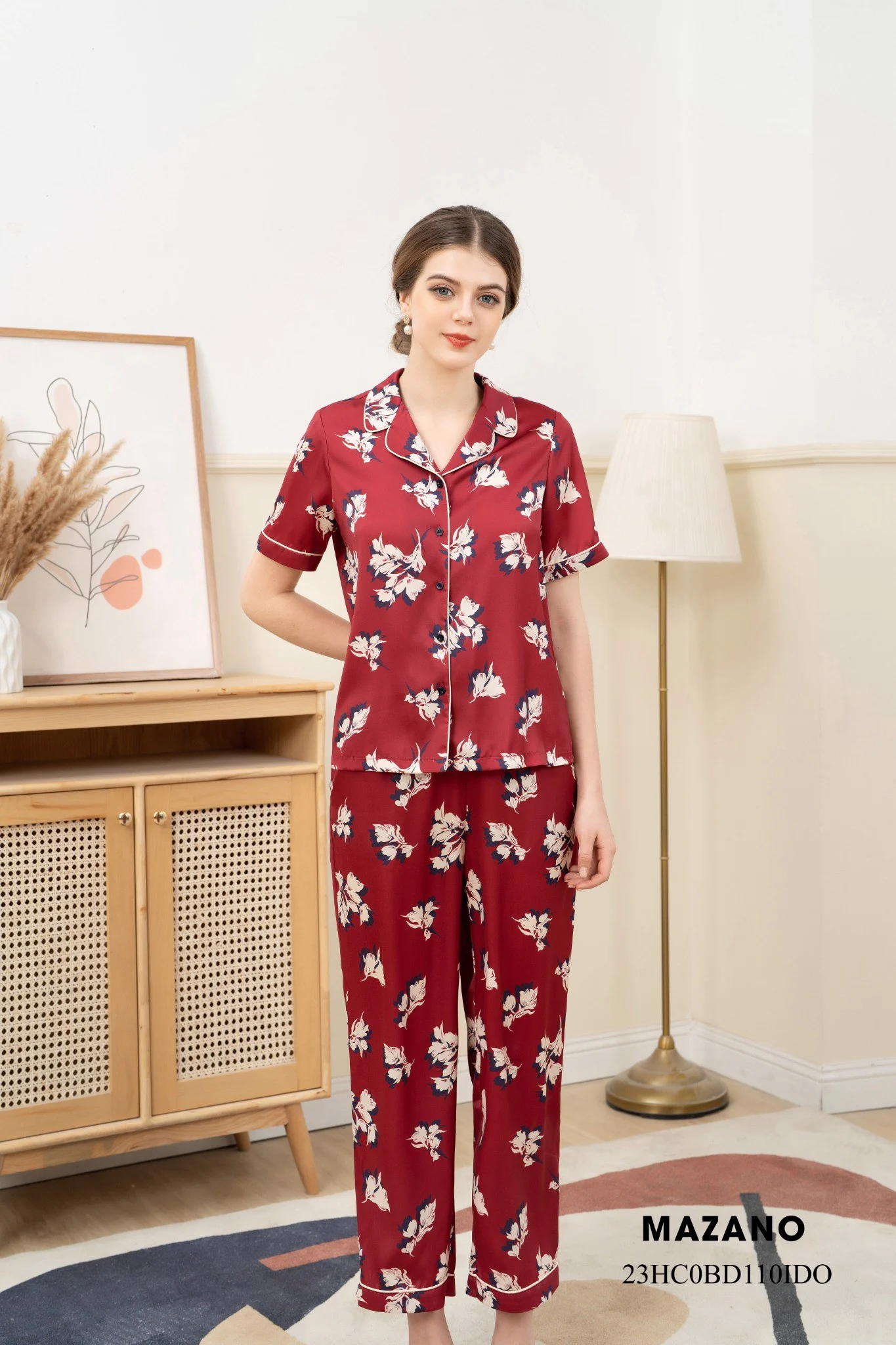 Bộ đồ mặc nhà lụa đỏ