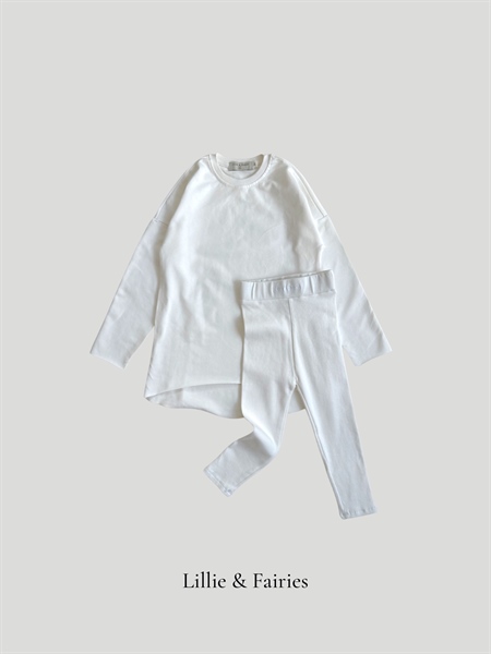 Lily French Terry Sweater (Áo Dài Tay Dáng Suông Vải Thun Da Cá)