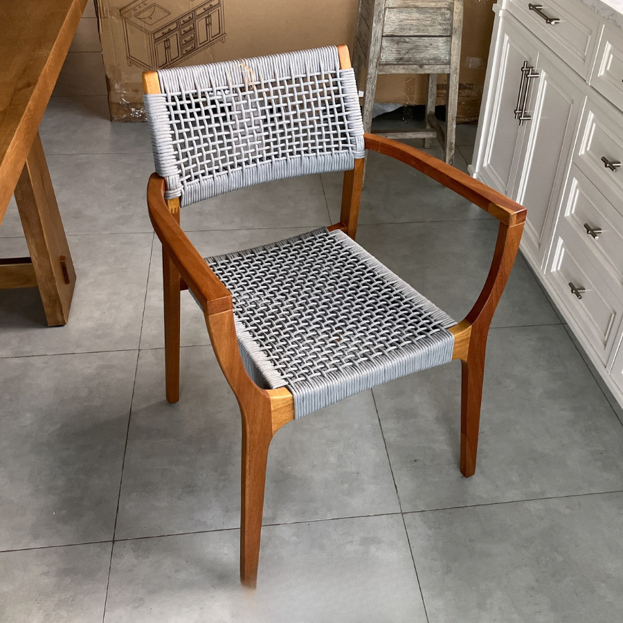 GHẾ DỆT ARTICLE MAUI OUTDOOR DINING ARMCHAIR MÀU XÁM