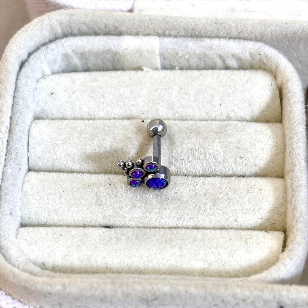 Khuyên kiểu đá opal tím xanh bo viền_thumbnail_1