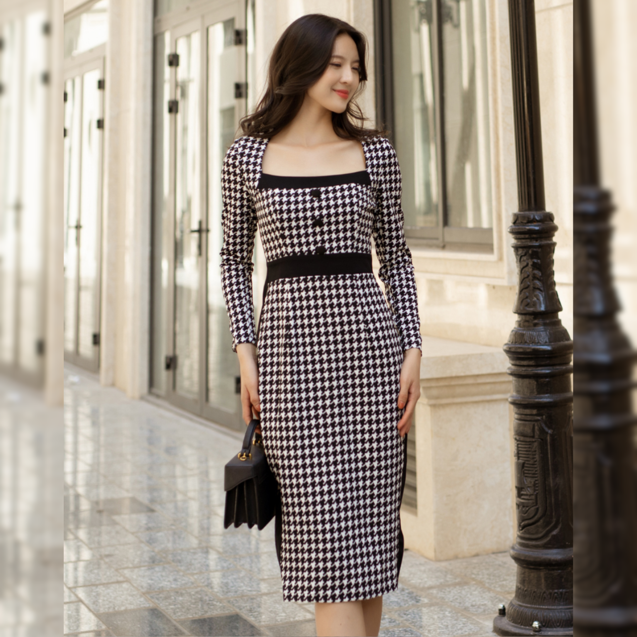 Đầm body họa tiết ziczac sang trọng_thumbnail_3