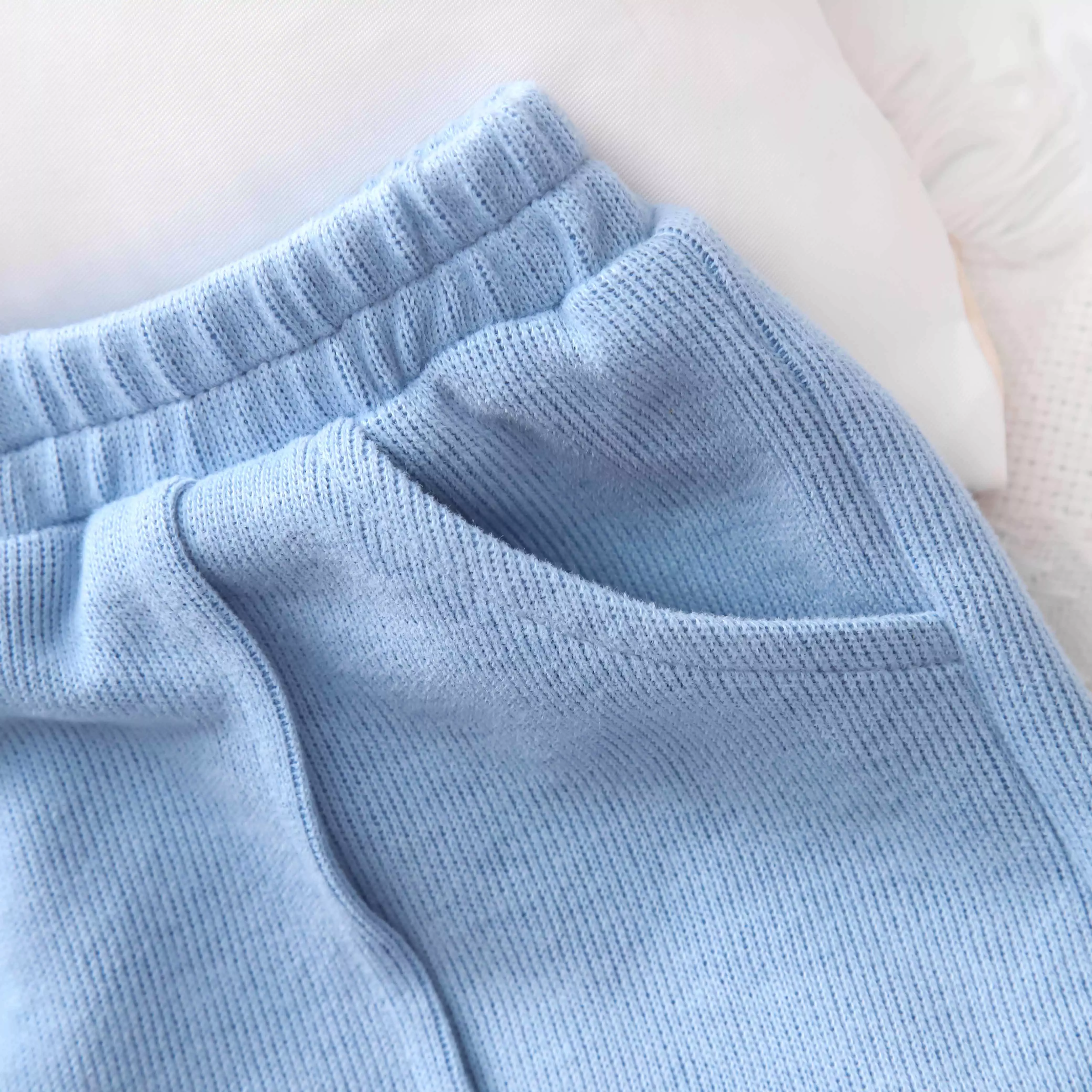 Quần bé trai gập ly trước_thumbnail_4