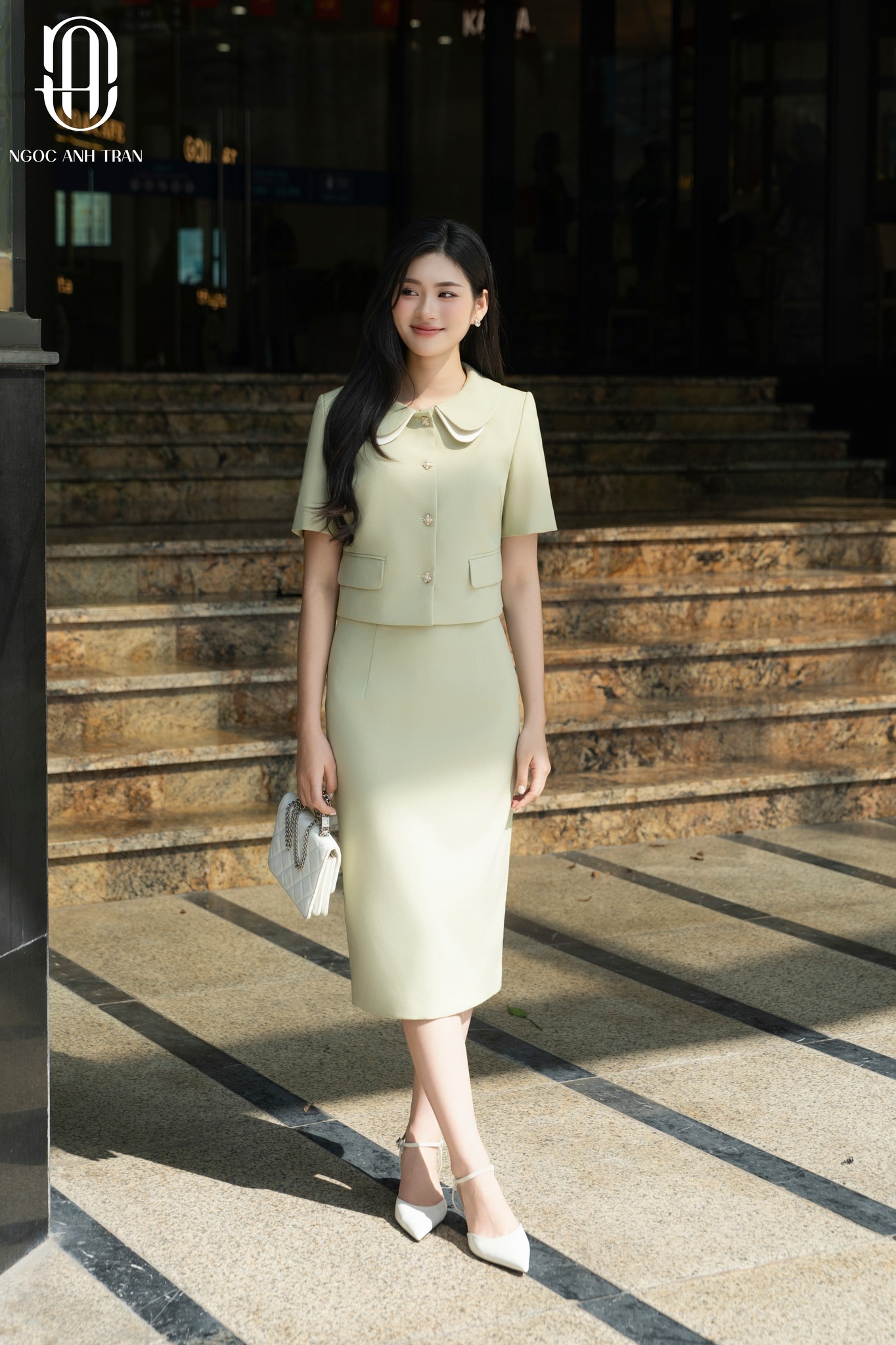 A205 - Set áo kiểu xanh bơ lửng kèm chân váy