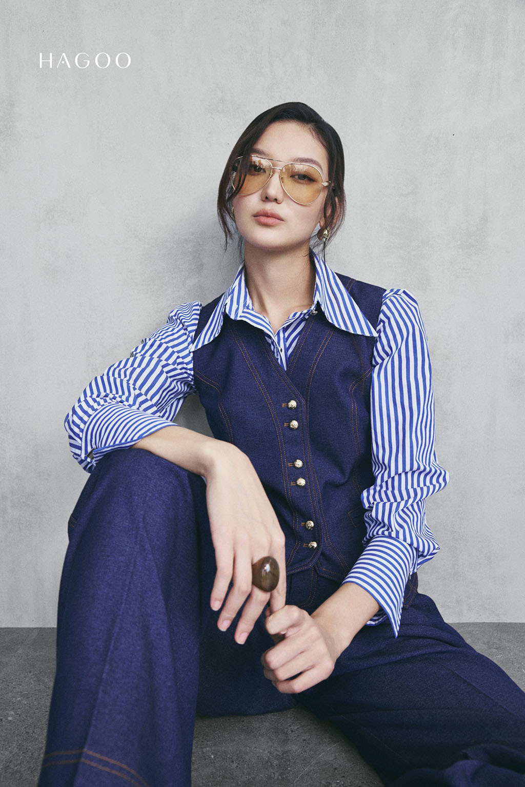 Áo Gile Jeans mềm khuy đôi HAGOO_thumbnail_3