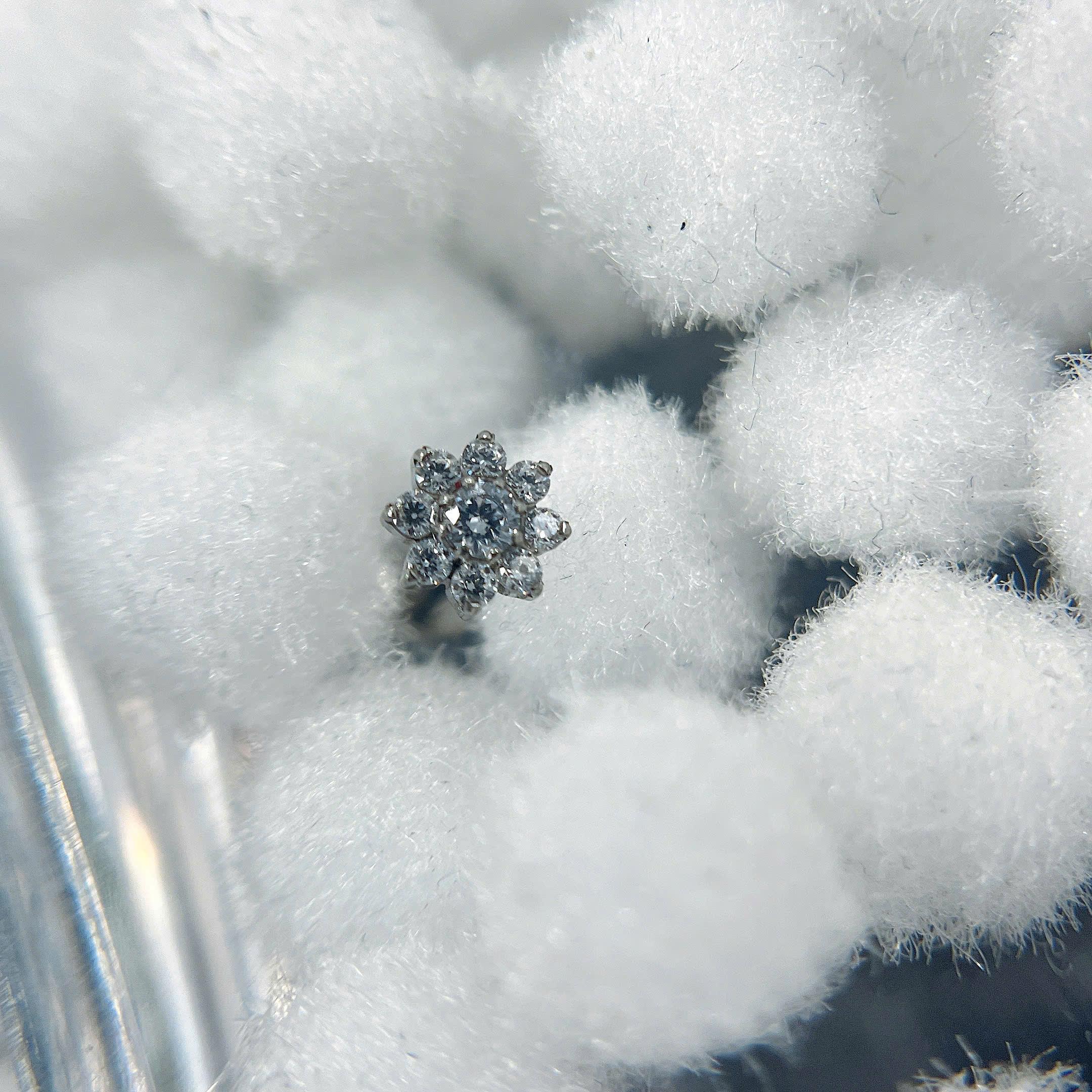 Khuyên kiểu titan hoa 8 cánh_thumbnail_1