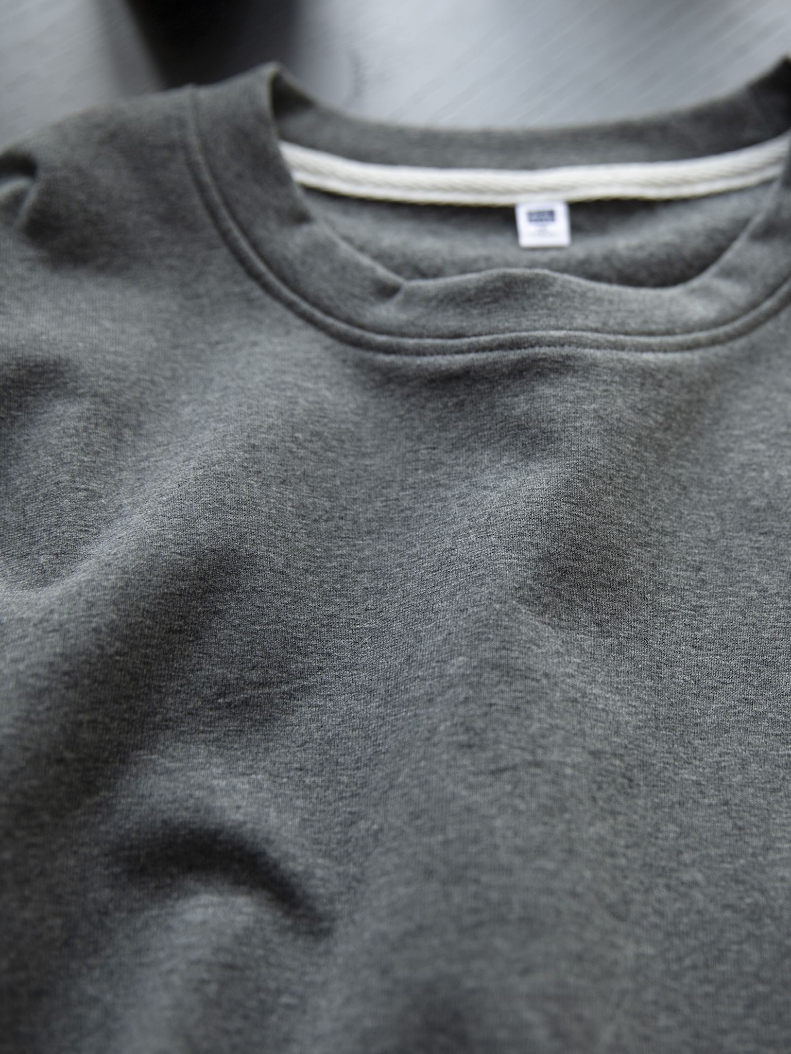 Áo giữ nhiệt bé trai màu ghi tàn có lớp lót lông mỏng_thumbnail_1