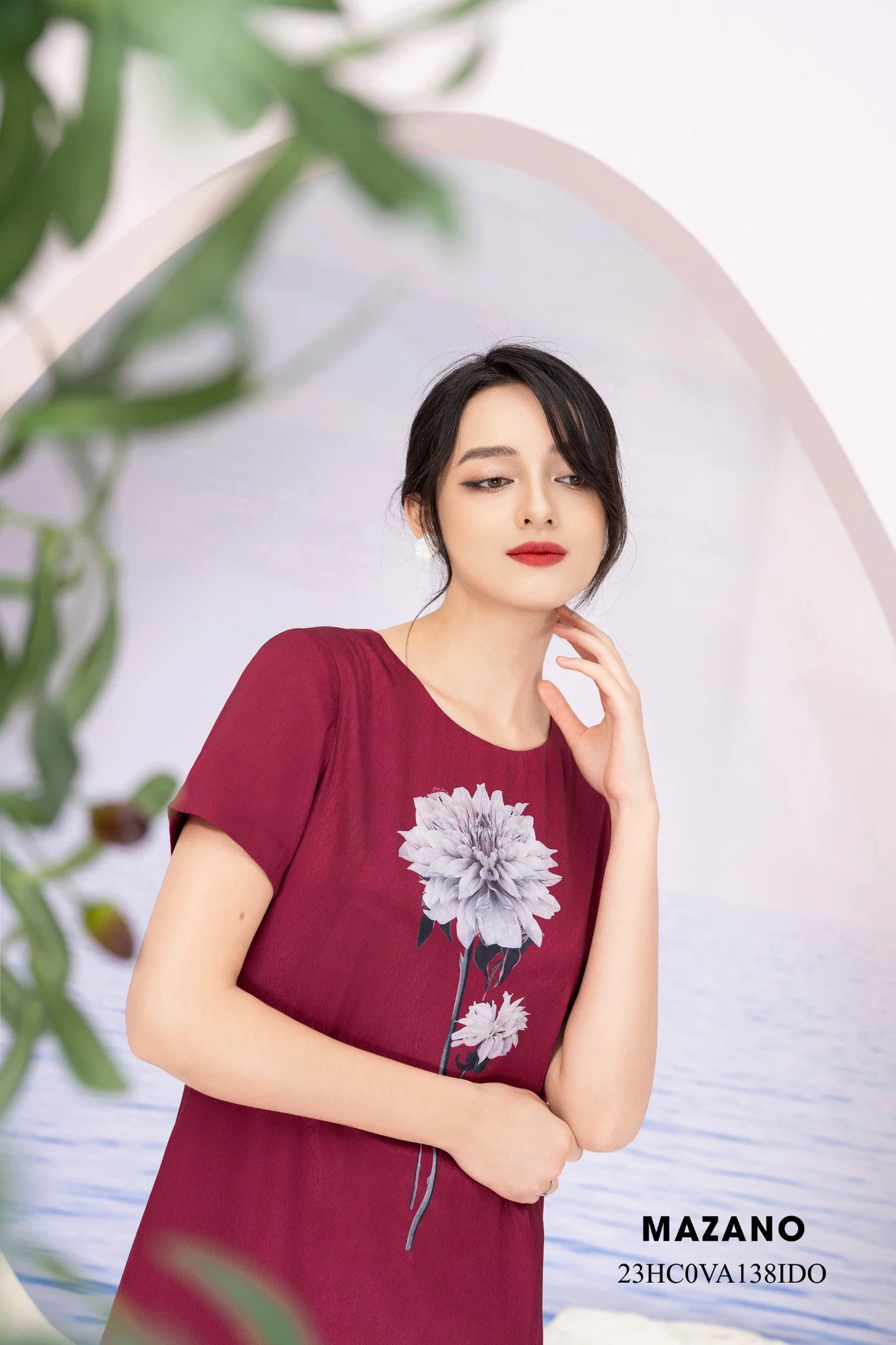 Váy Đầm suông A Vải lụa mỏng Hoạ tiết hoa bố cục Cổ tròn Tay ngắn Dài ngang bắp chân_thumbnail_2