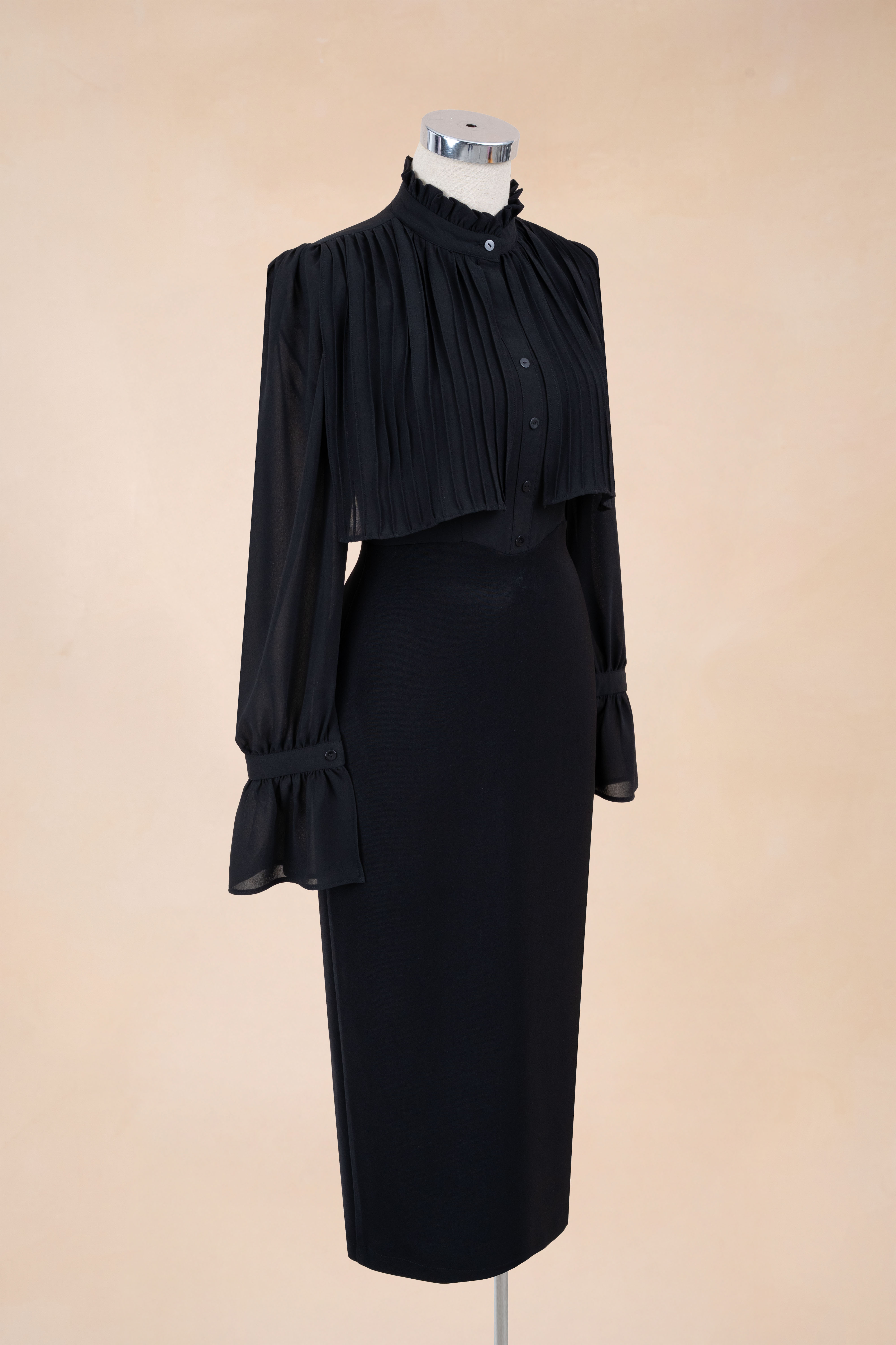 Đầm Bút Chì Phối Vạt Tay Loe_thumbnail_2