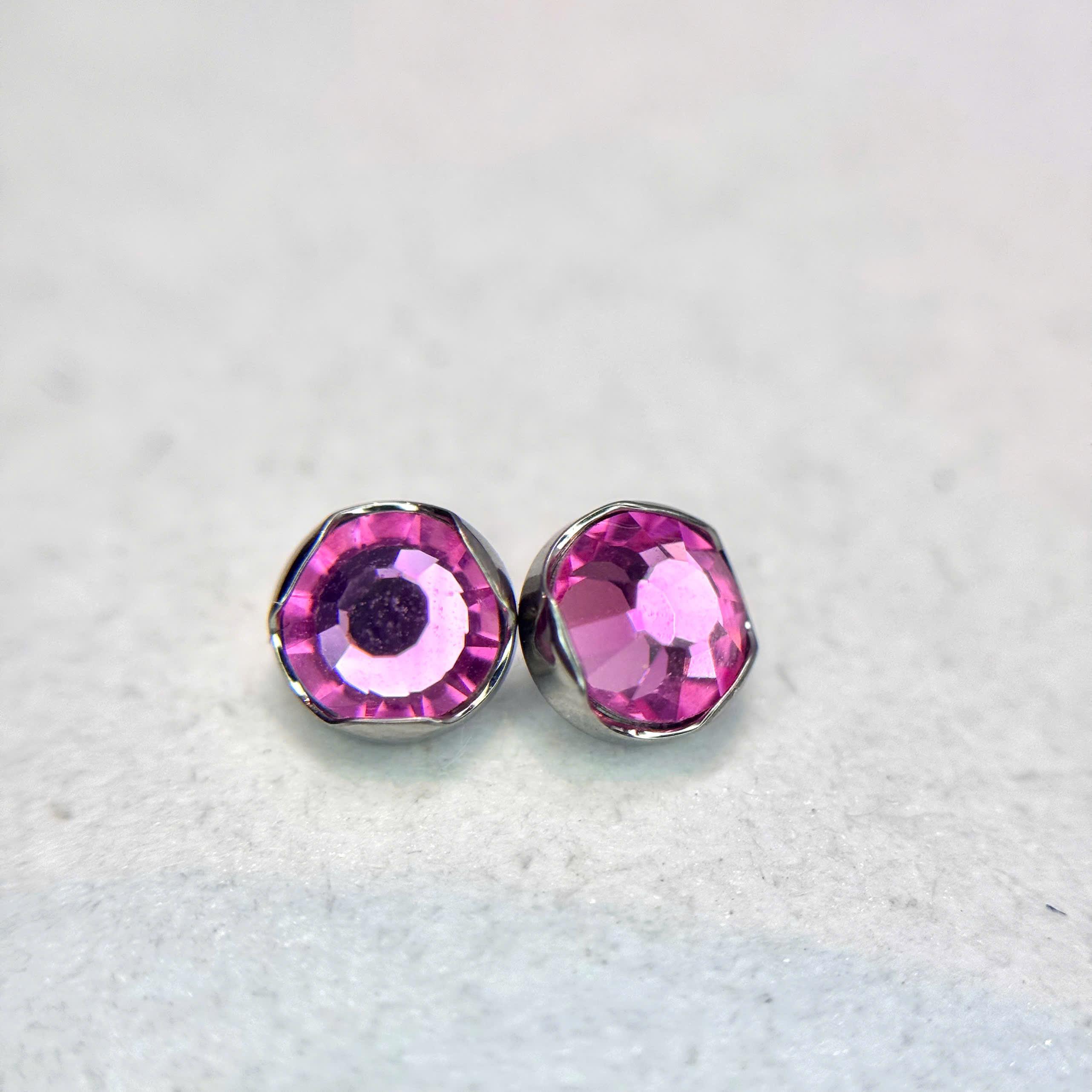 Charm cấy titan size 5 bo viền hồng_thumbnail_2