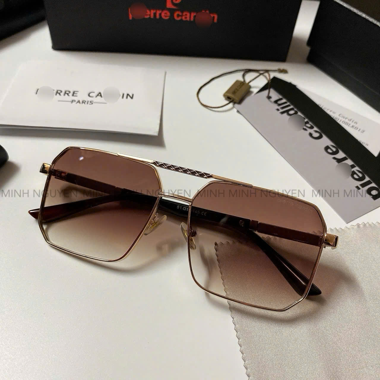 Mat Kinh Pierre_thumbnail_13