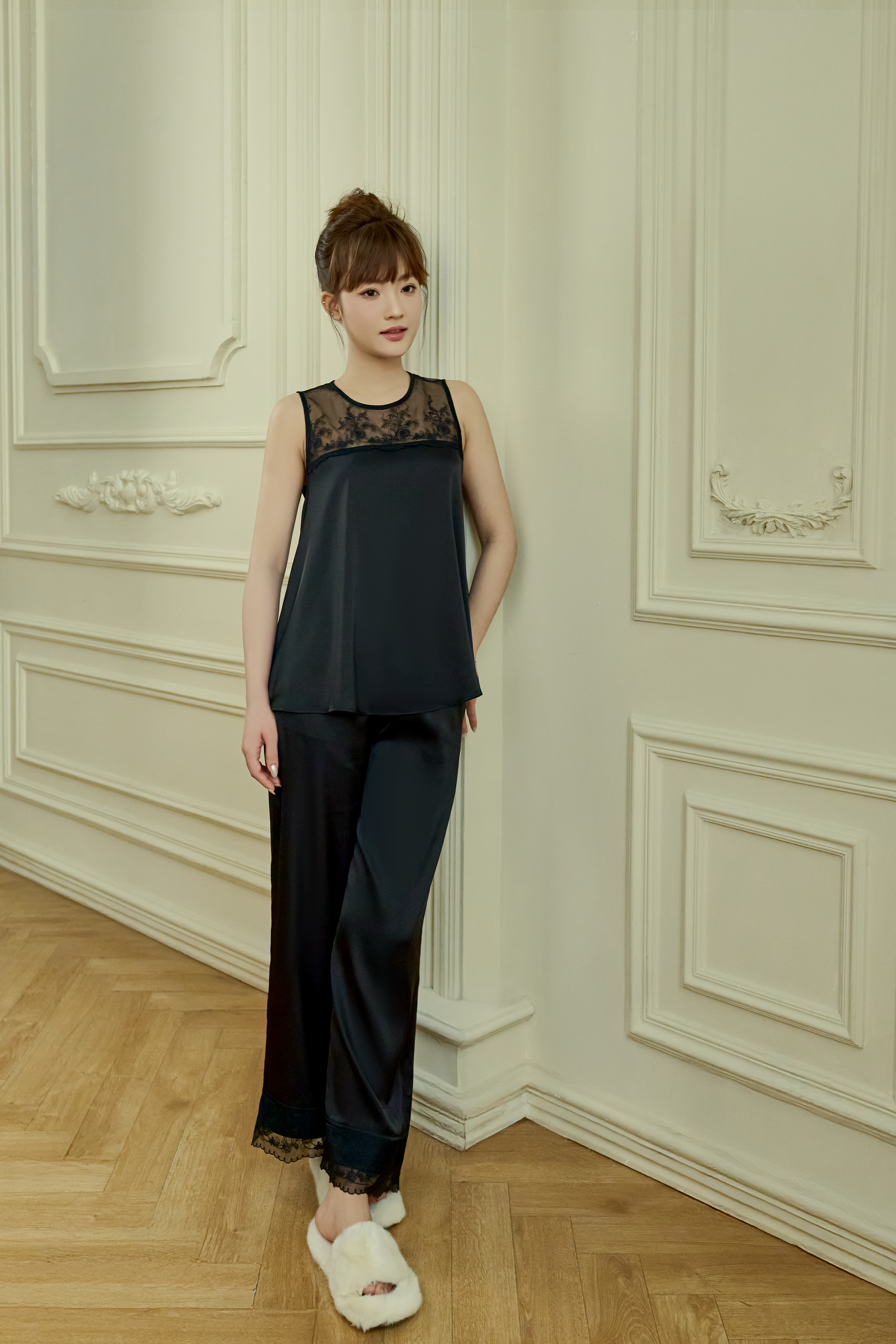 Bộ lụa áo cộc tay, quần dài BN613