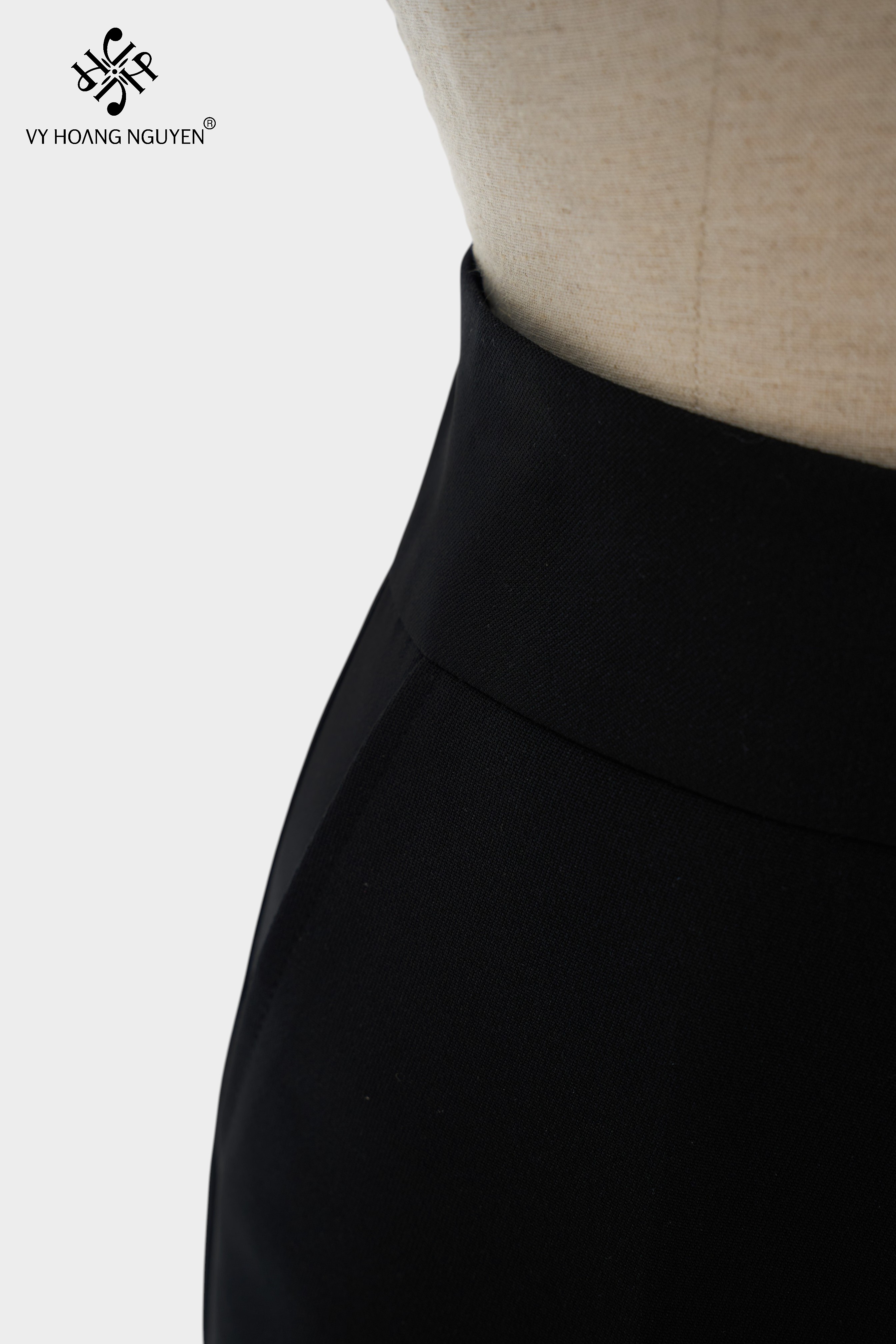 Quần Ống Đứng Trơn_thumbnail_2