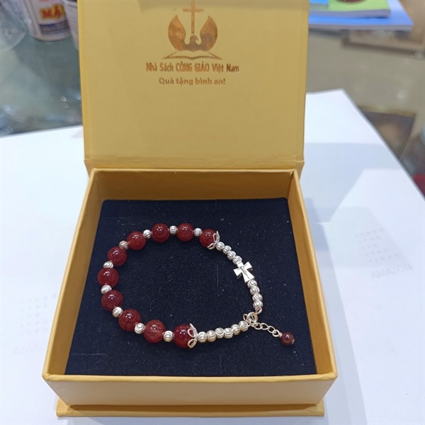 Vòng Mân Côi đá TA tóc đỏ tự nhiên mix charm bạc_thumbnail_1