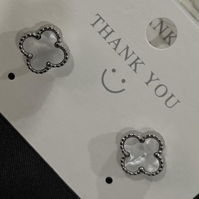 khuyên kiểu cặp vancleef trắng thép nhỏ