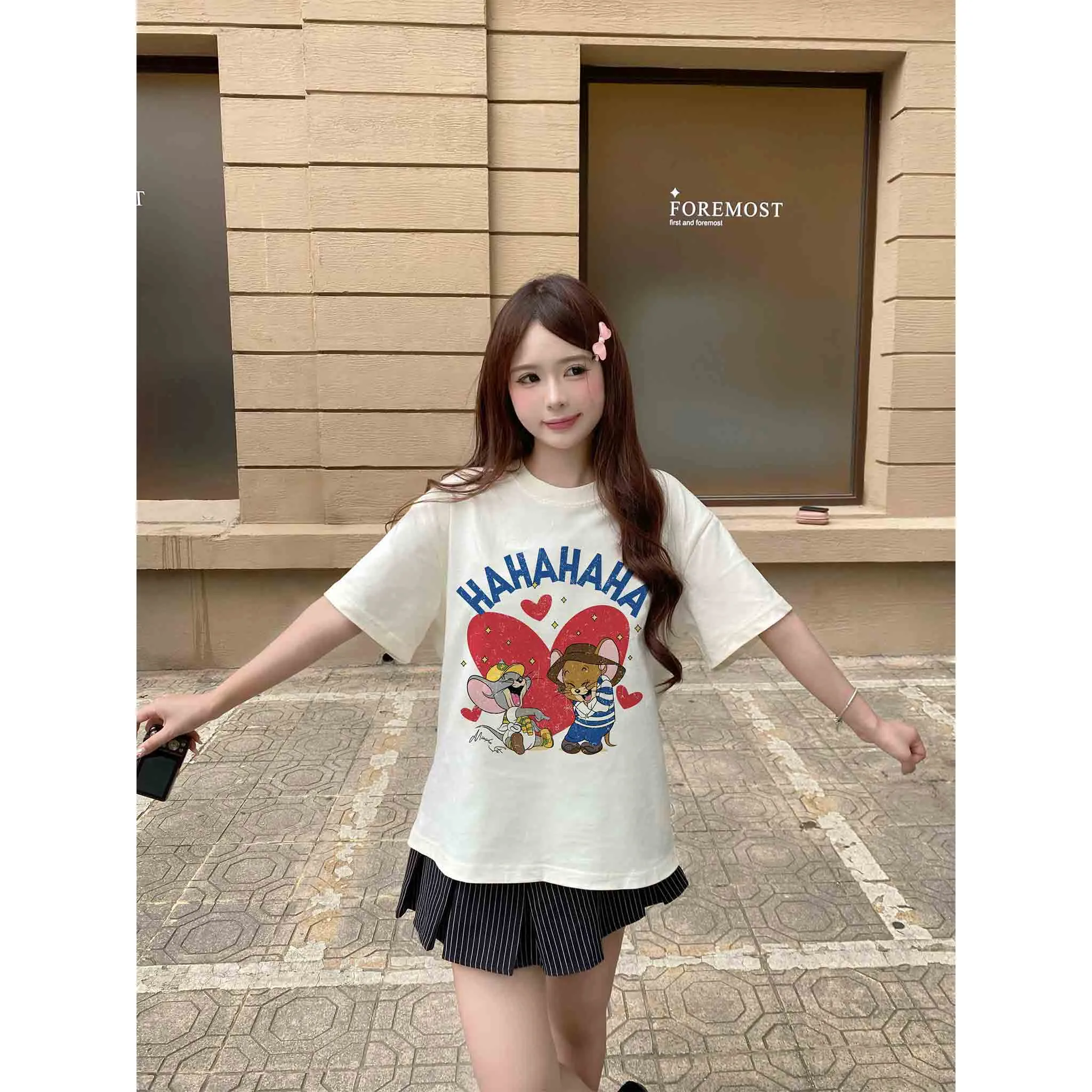 Áo thun form boxy họa tiết hoạt hình AXD2466 Miucho vải cotton thoáng mát cổ tròn in mix_thumbnail_5