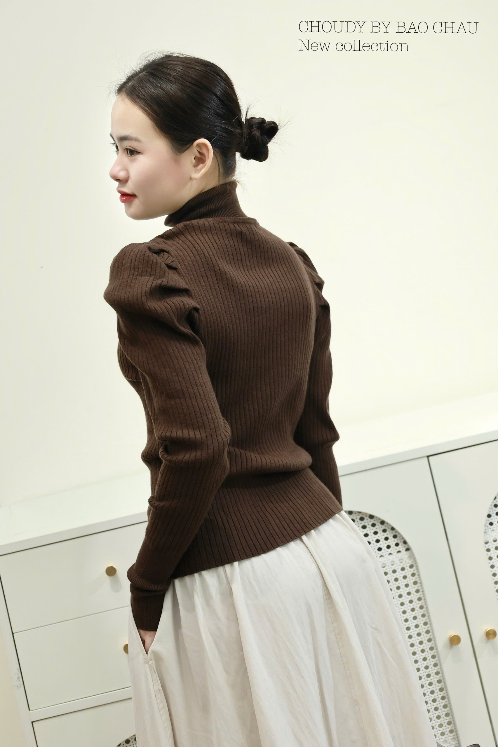 SALE A776 ÁO CỔ LỌ NÂU_thumbnail_8