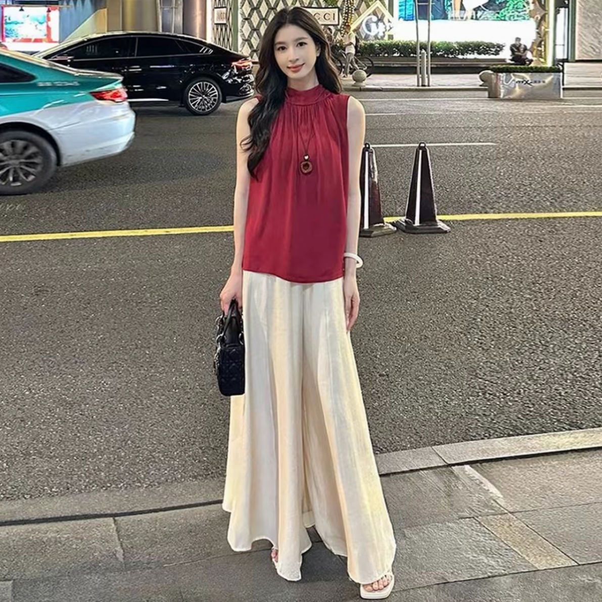 Set bộ quần ống rộng phối áo cổ lọ Phong Cách