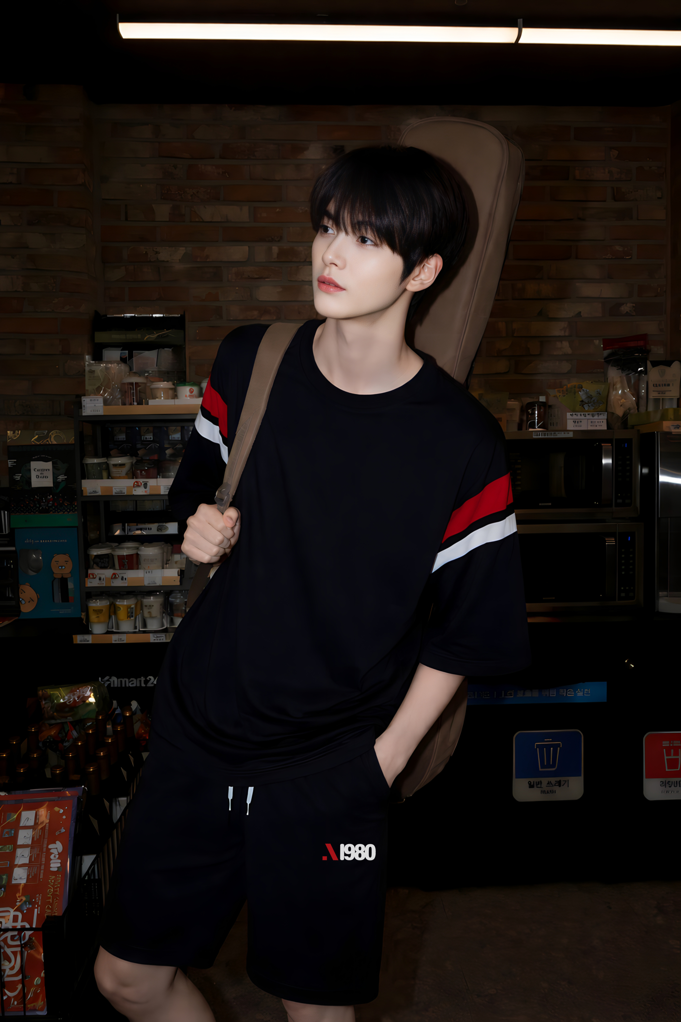 Quần short nỉ bé trai màu đen 1980_thumbnail_3