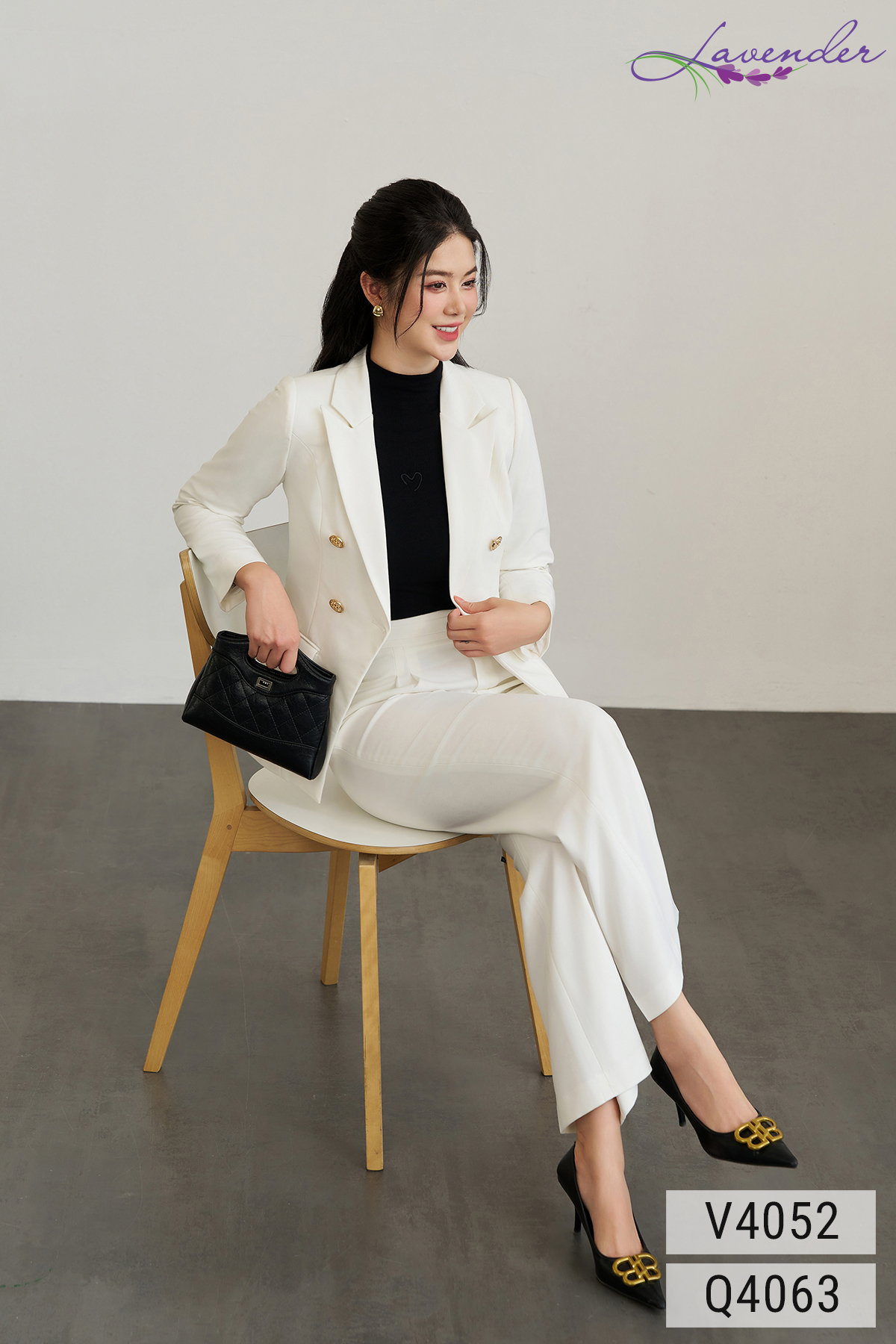 Áo Vest trắng vạt chéo V4052